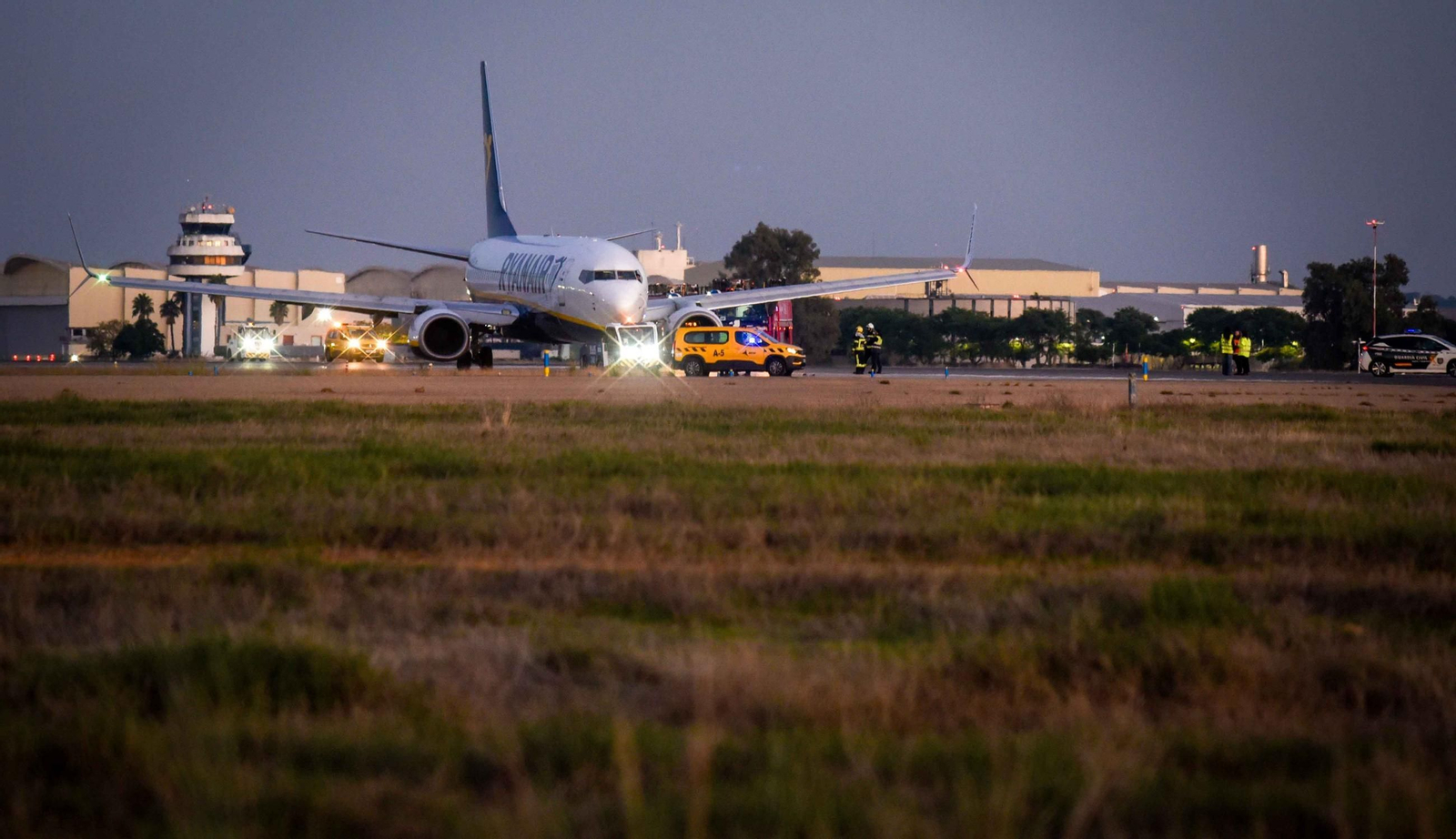 Aterrizaje de emergencia de un avión en Sevilla