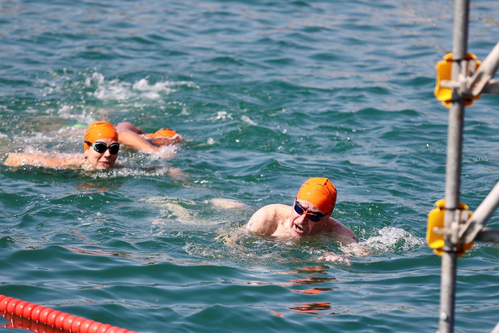 La Travesía a Nado del puerto de Málaga, en fotos