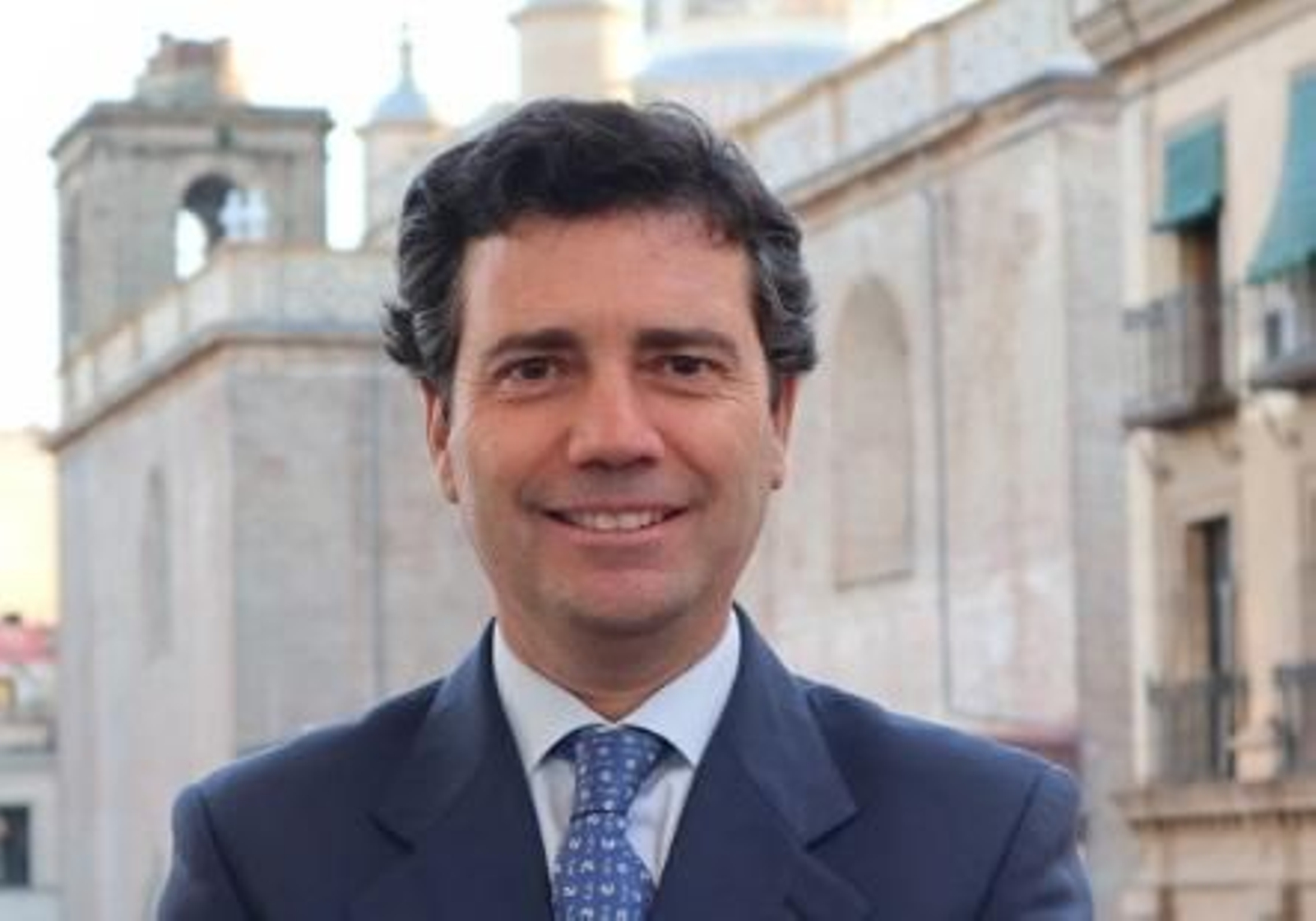 El cofrade García Parody, nuevo hermano mayor del Valle