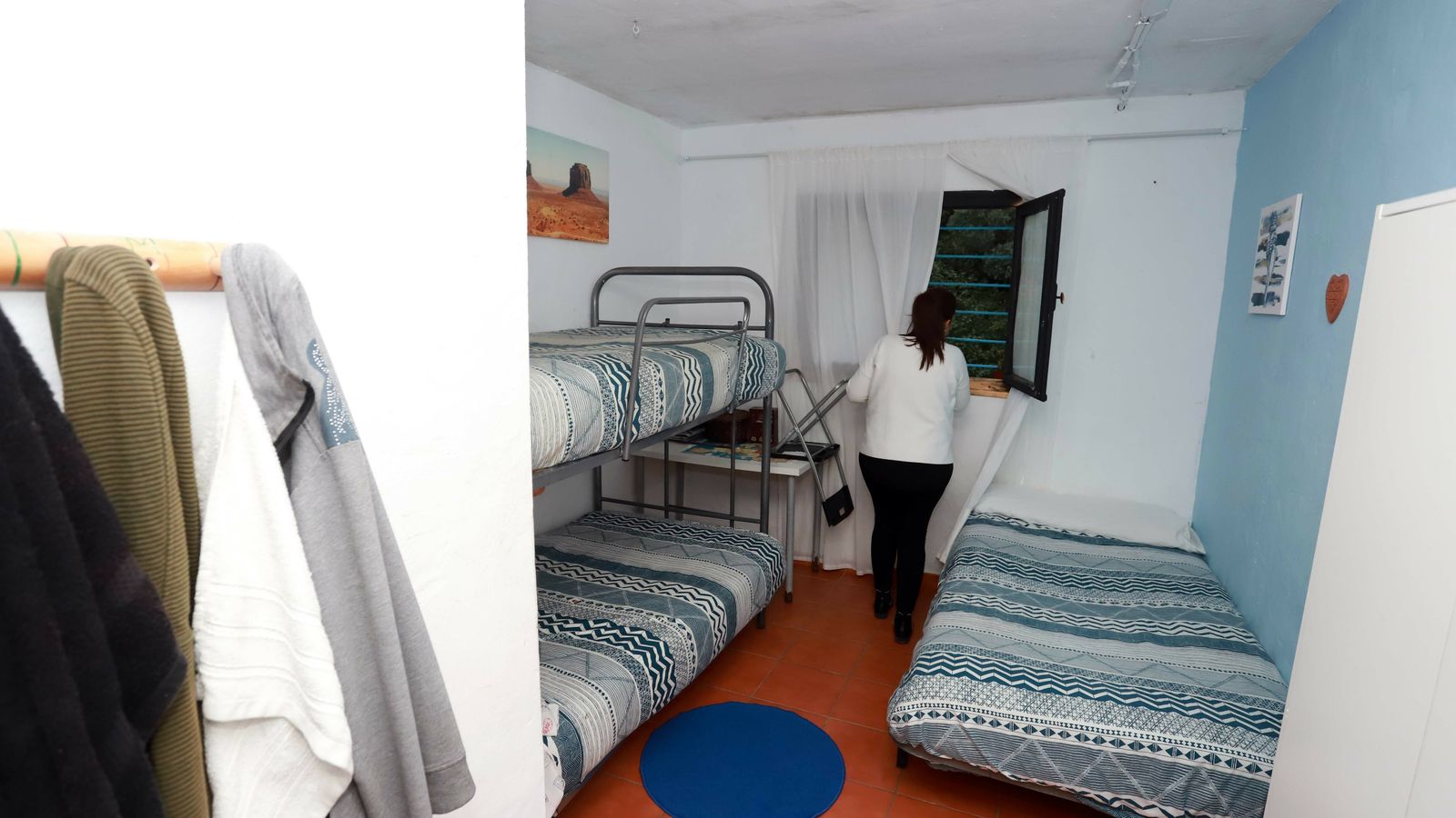 Uno de los dormitorios del centro de menores