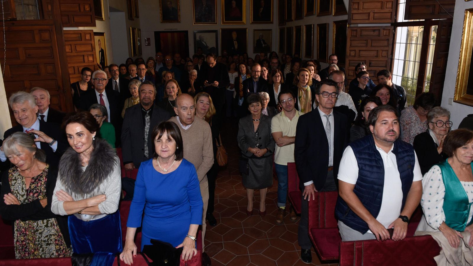 Asistentes al acto de la Academia de Buenas Letras.