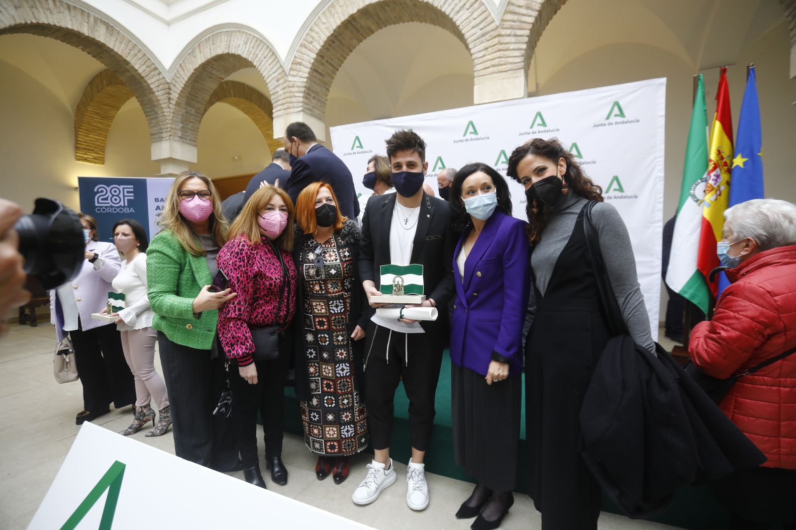 La entrega de las Banderas de Andalucía en Córdoba por el 28F, en imágenes