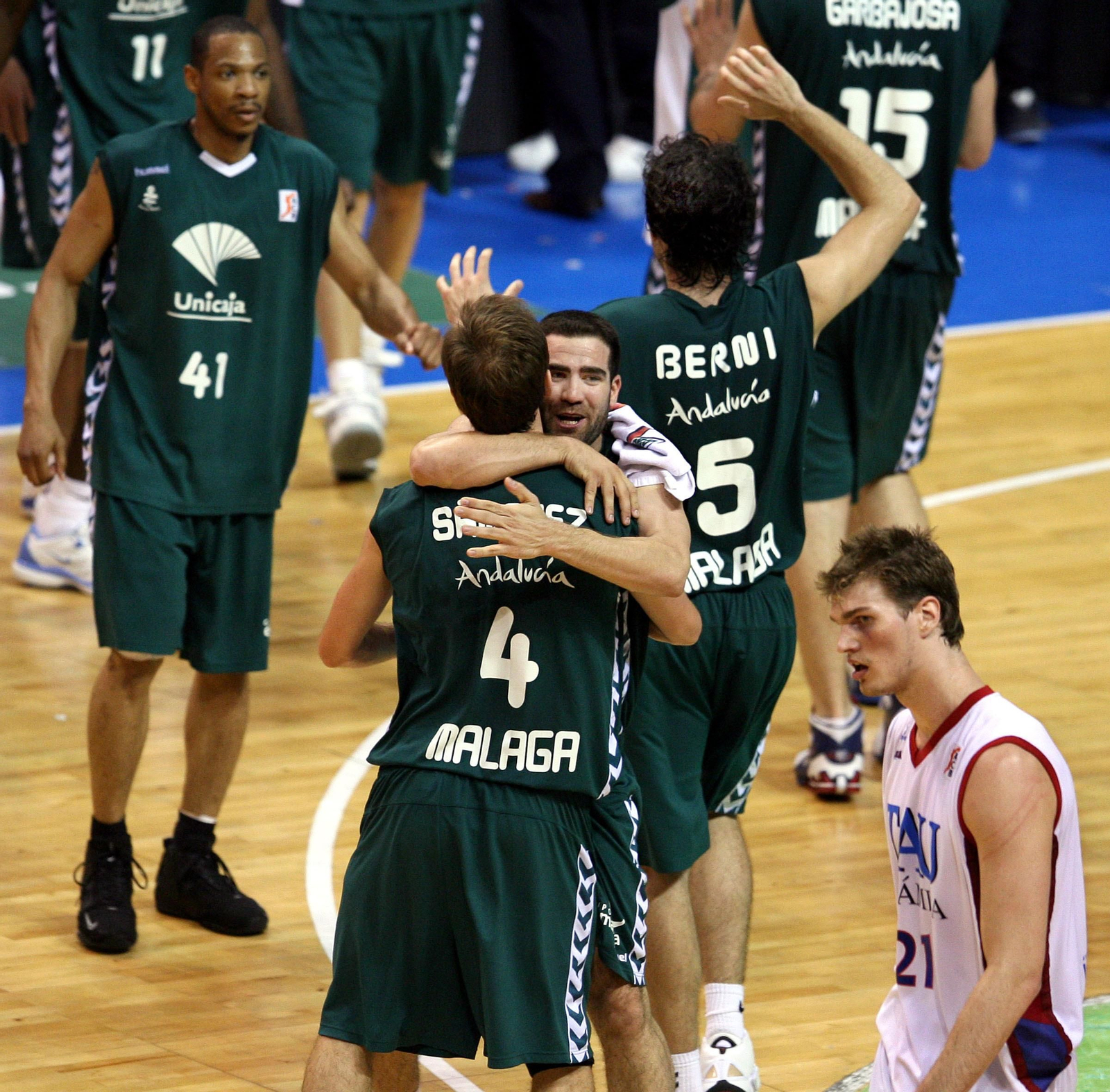 La carrera de Carlos Cabezas, en fotos