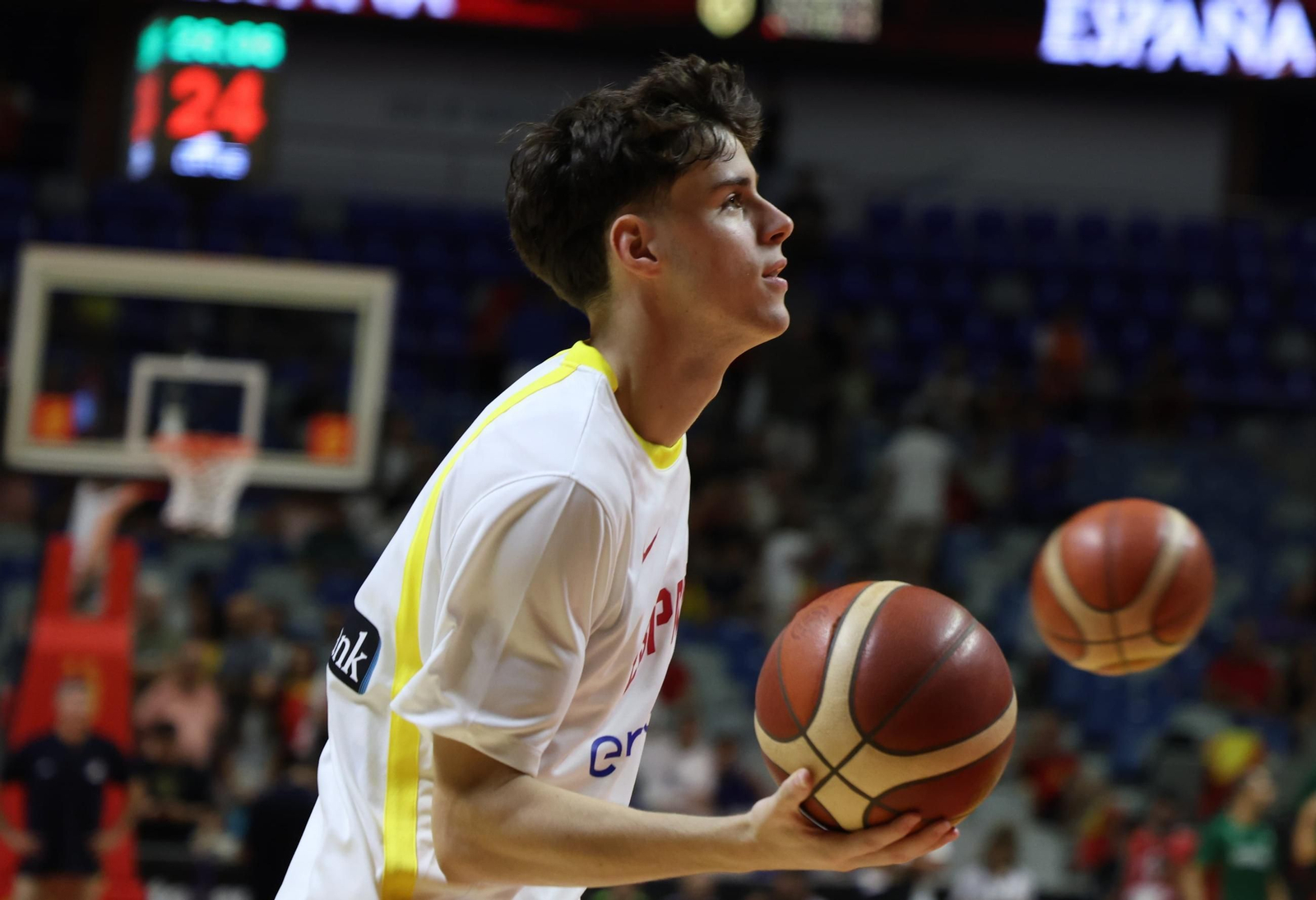 España-Portugal de baloncesto en Málaga, en fotos