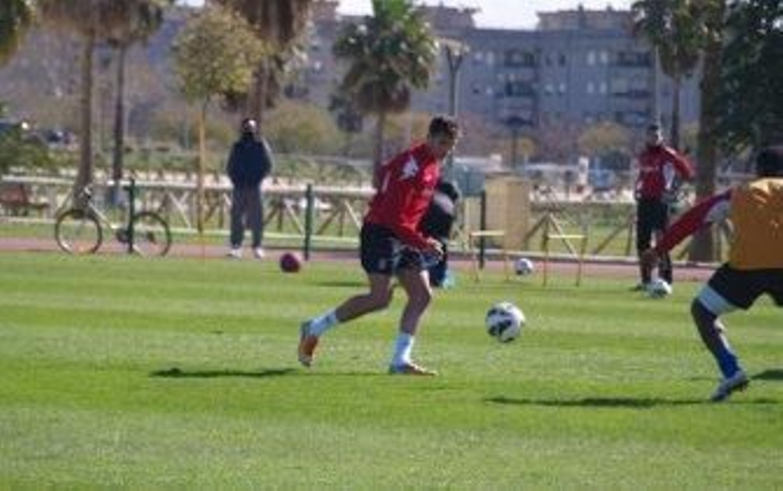 Kike Lobato, novedad en la convocatoria