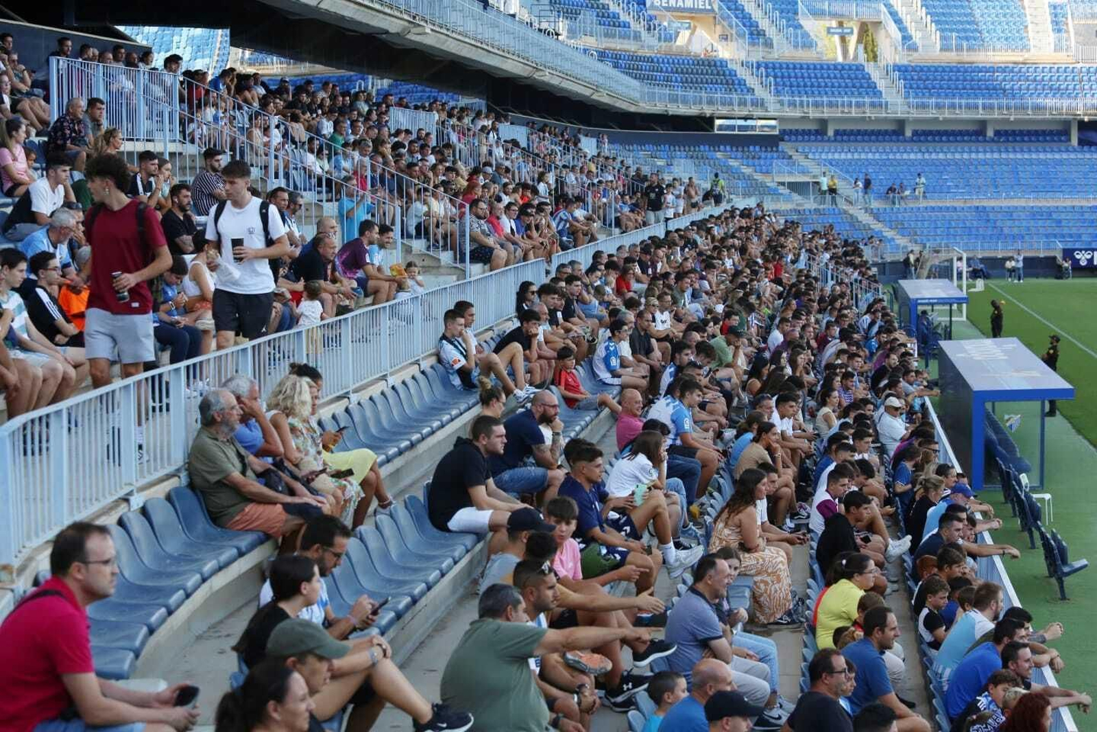 Galería: Entrenamiento del Málaga CF a puerta abierta, primero a las órdenes de Pepe Mel