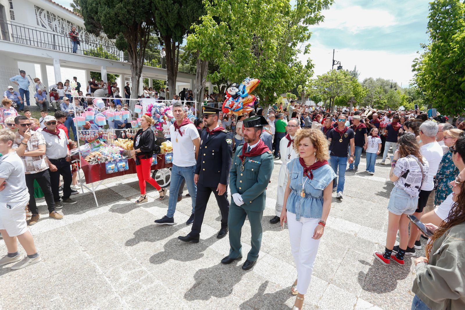 Fotos del domingo de Feria y la romería del Cristo de la Almoraima en Castellar