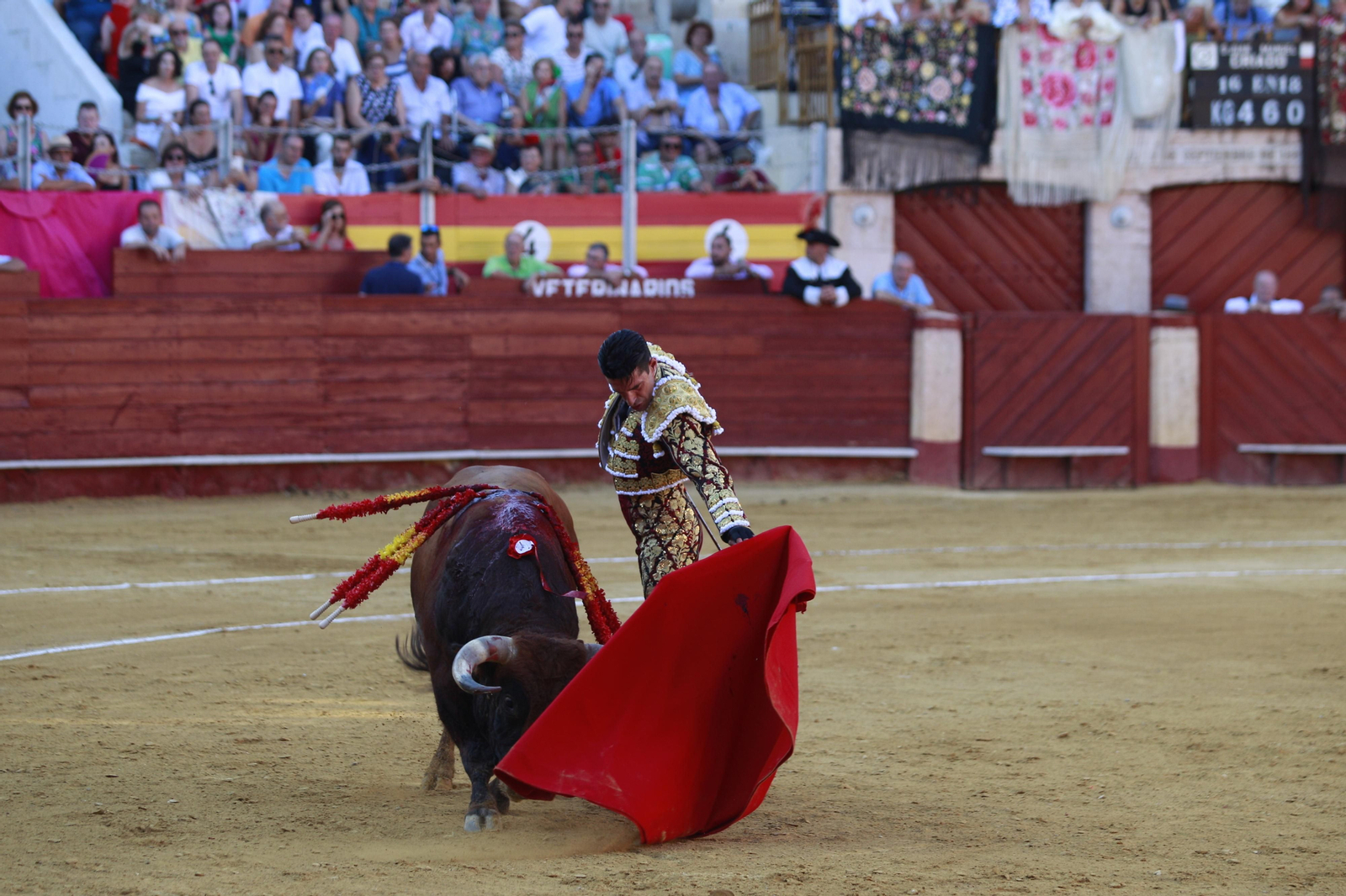 Triunfo del diestro Emilio de Justo en la Corrida de Toros de la Feria de Almería 2023