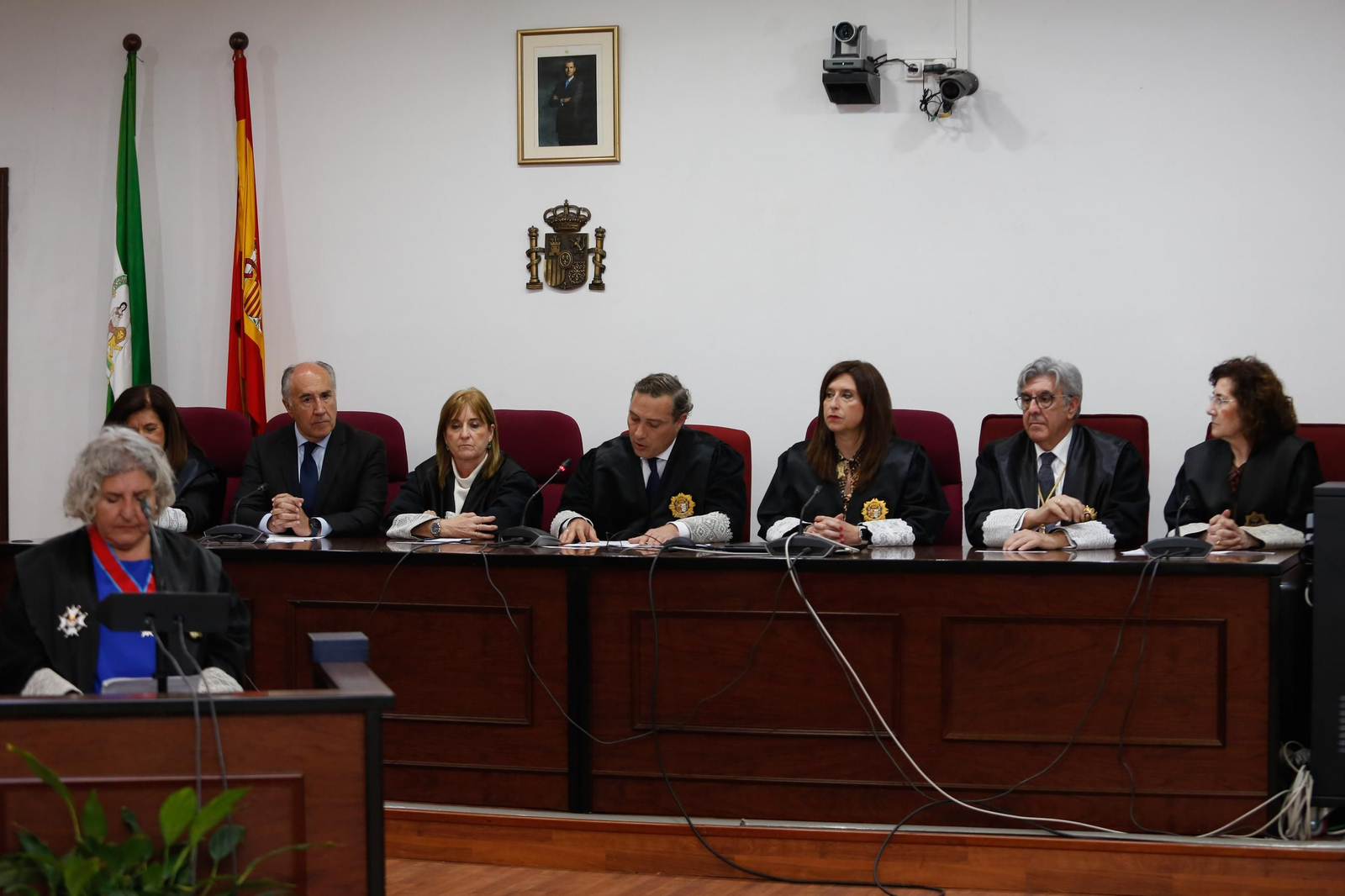 Fotos de la imposición de la Cruz de San Raimundo de Peñafort a la jueza María José Sanz Alcázar en Algeciras