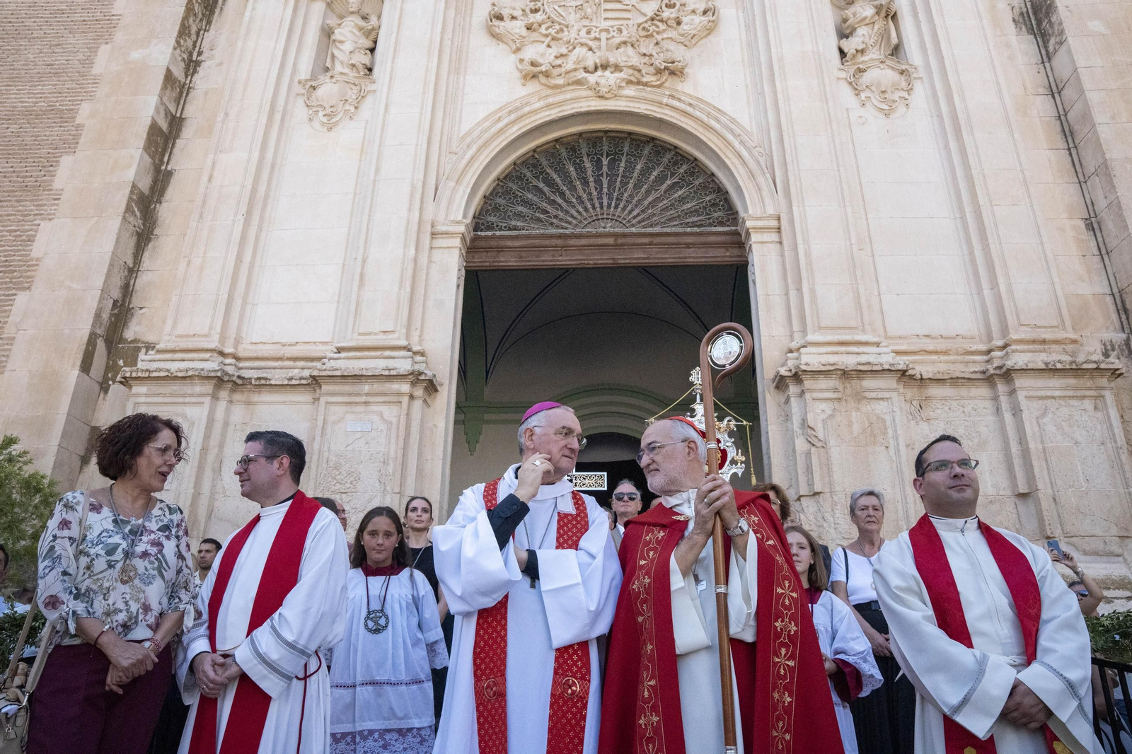 Eucaristía y procesión de Exaltación de la Cruz en la localidad de Vélez-Rubio
