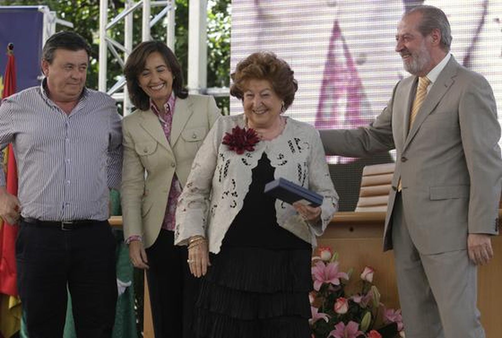 Medalla de Oro de la Provincia para Antonia Heredia Herrera, americanista y escritora, y directora del Archivo General de Andalucía.

Foto: Belen Vargas