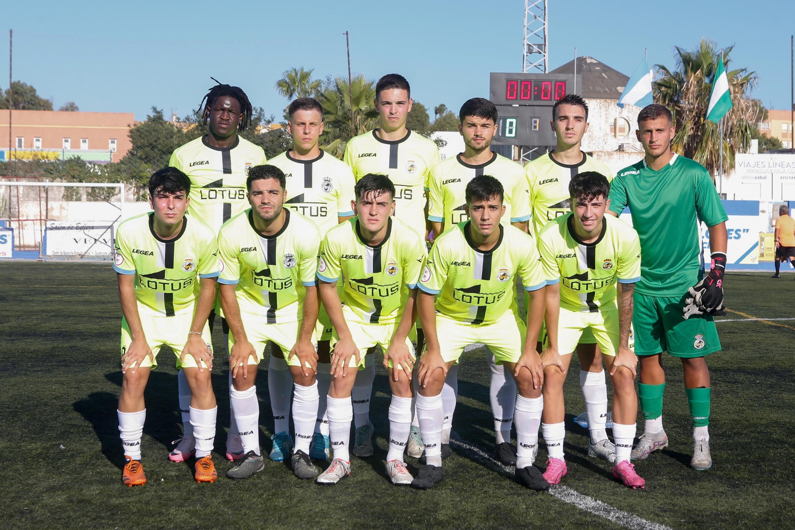 Las fotos del amistoso Balompédica-Balona B