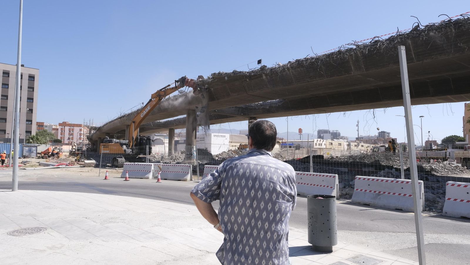 Corte de la Avenida de Montserrat por las obras del soterramiento del AVE, en imágenes