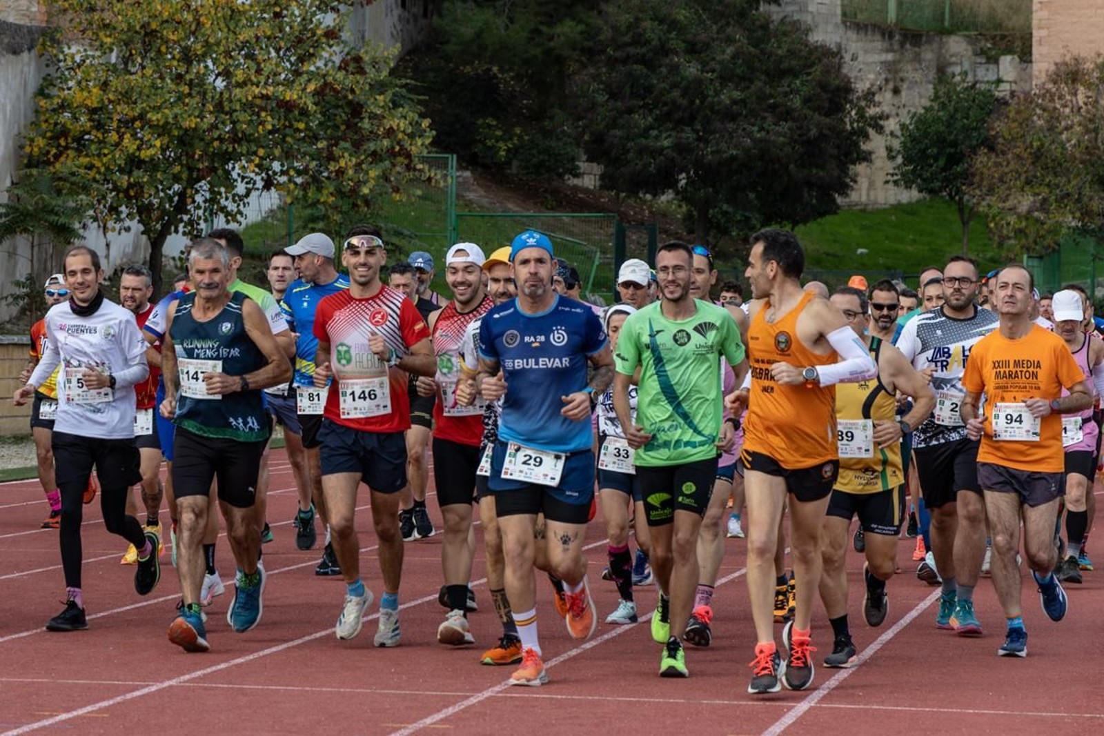 Convivencia y atletismo en estado puro, en la XXVI Carrera de los Puentes