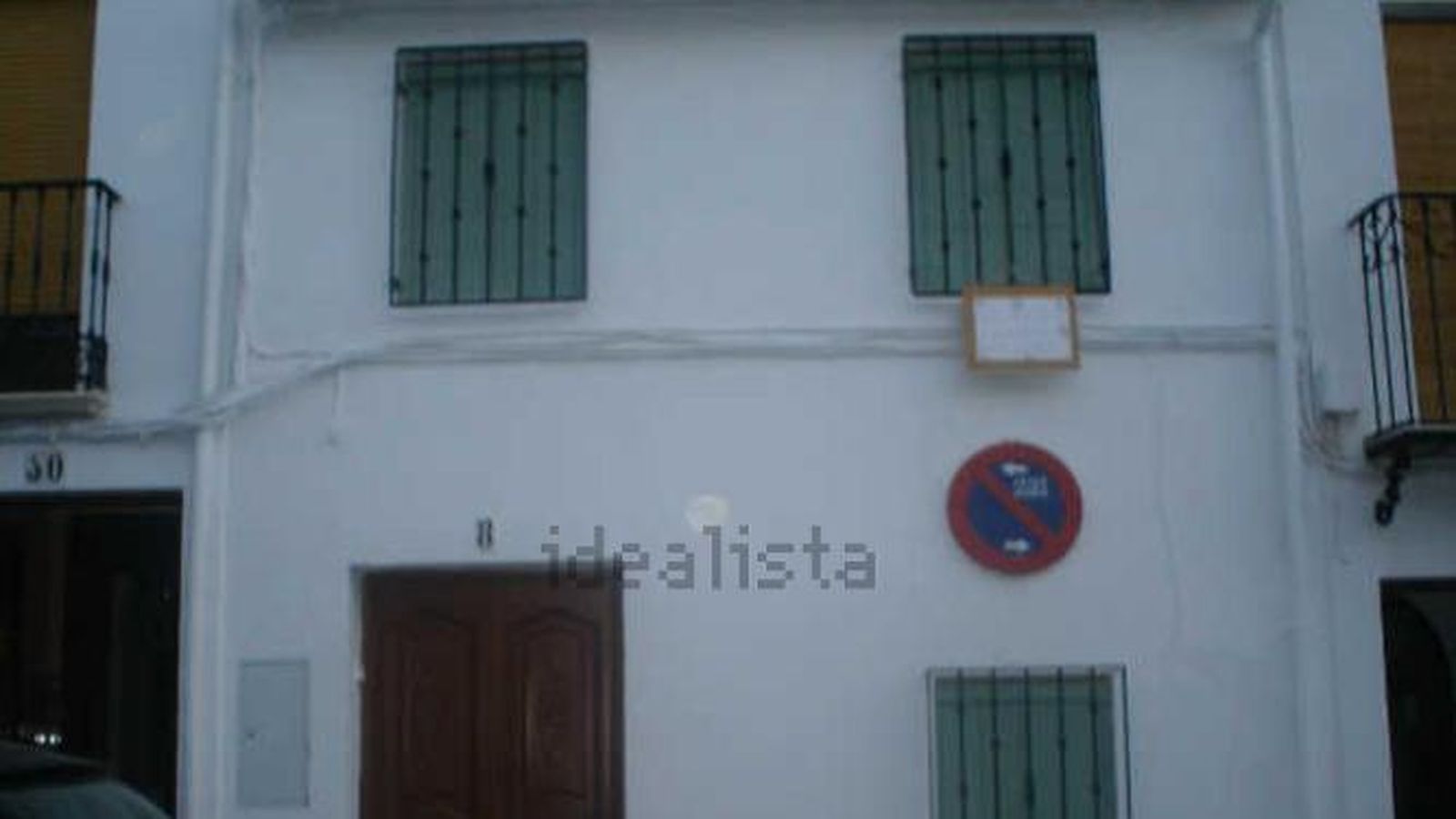 Fachada de la vivienda de Zuheros
