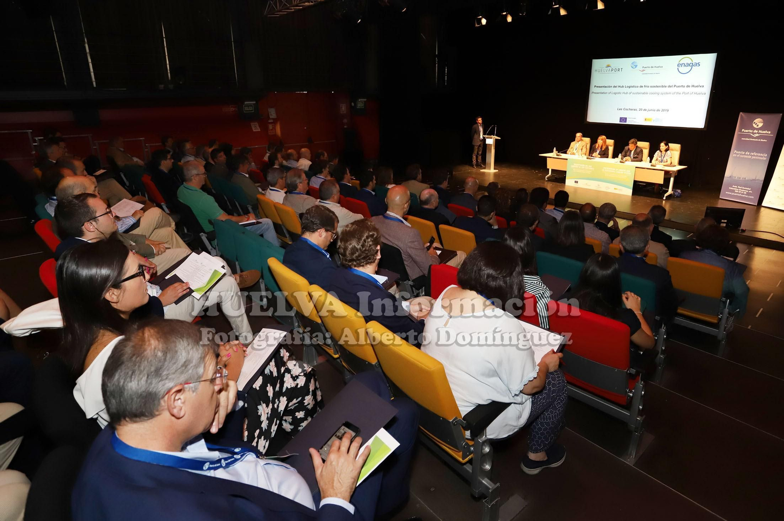 Imágenes de la presentación de la ciudad del frío del Puerto de Huelva