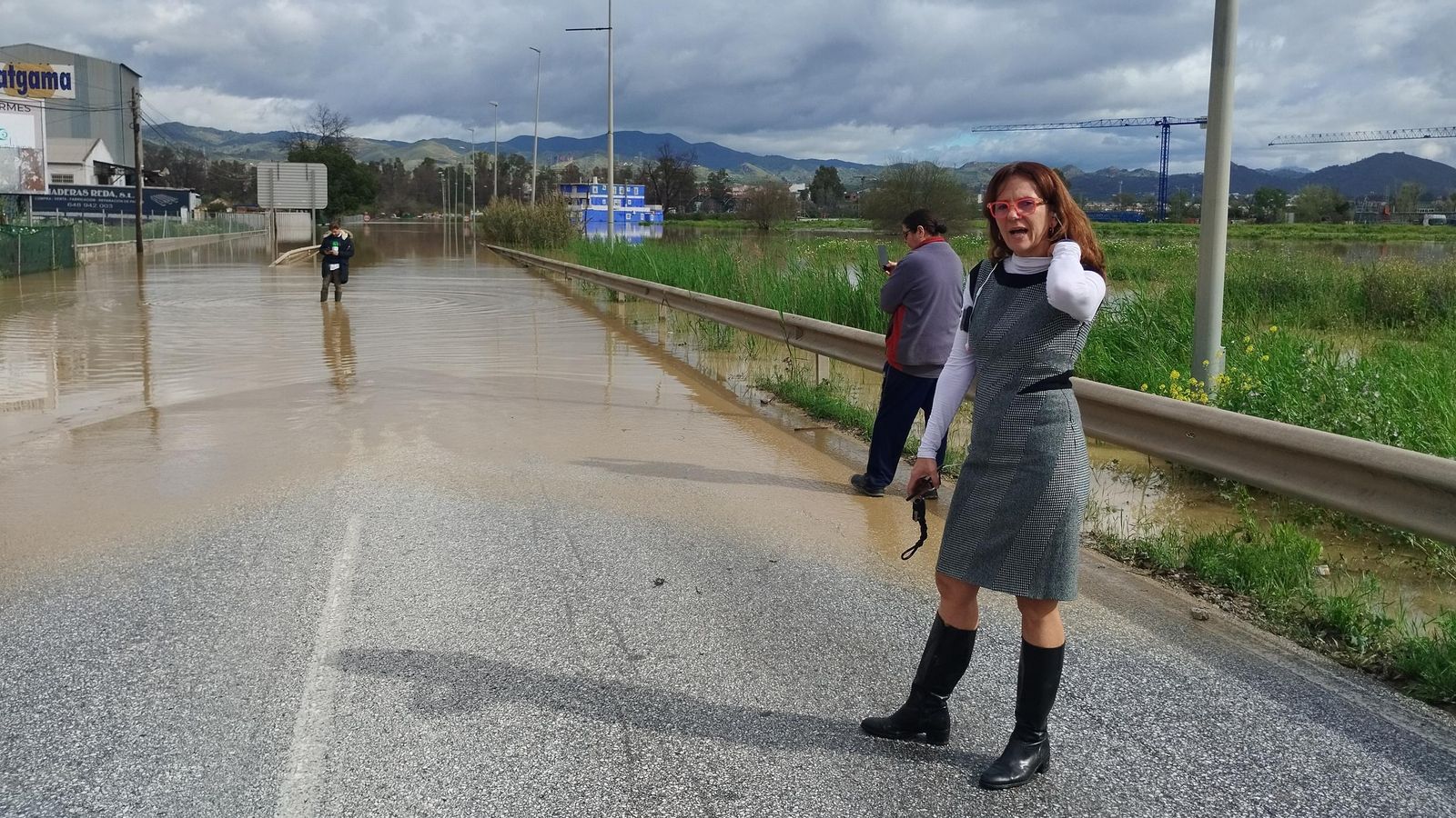 Rebeca Tobelem ha visto anegada su fábrica de grúas por segunda vez en cinco meses