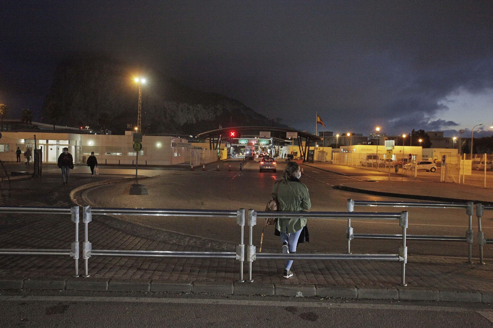 El paso entre La Línea y Gibraltar.