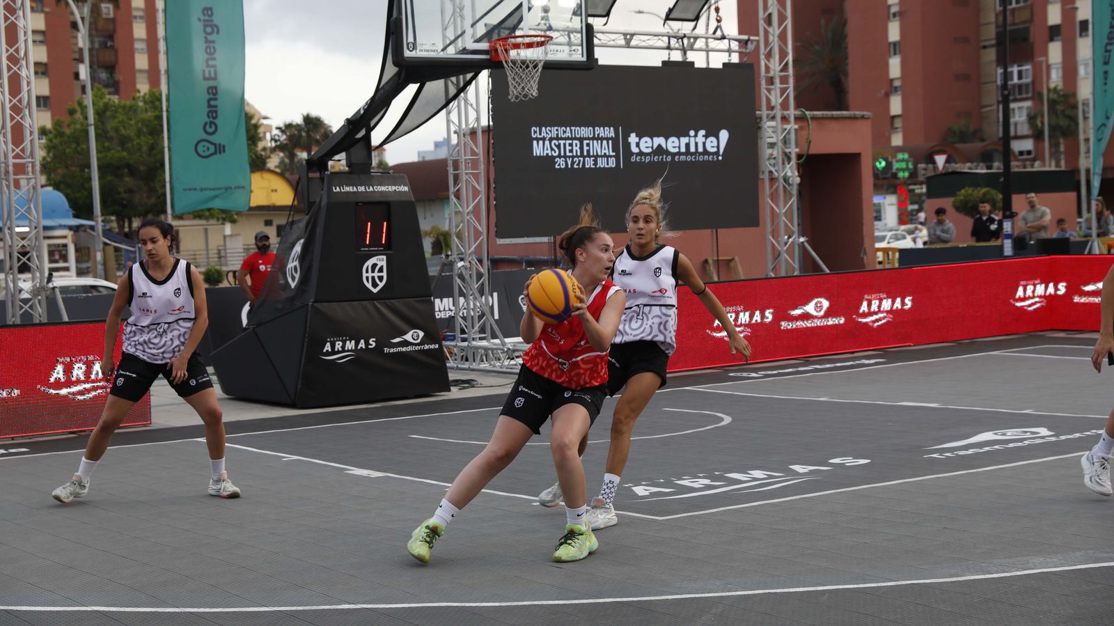 Las fotos de la primera jornada del torneo internacional de baloncesto 3x3 de La Línea