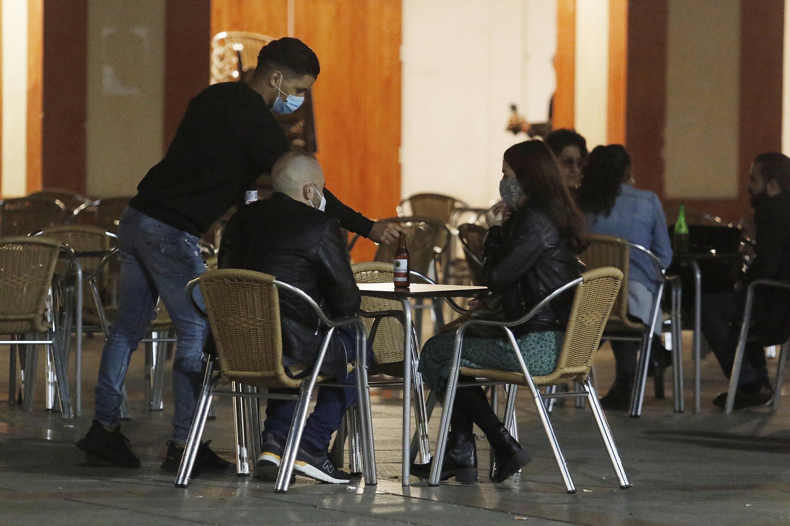 Coronavirus en Córdoba: Las fotografías de la última tarde de compras en el centro de Córdoba