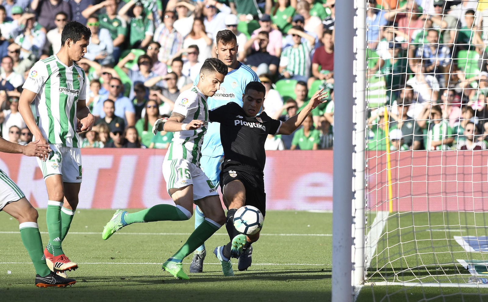 El Real Betis-Sevilla FC, en imágenes