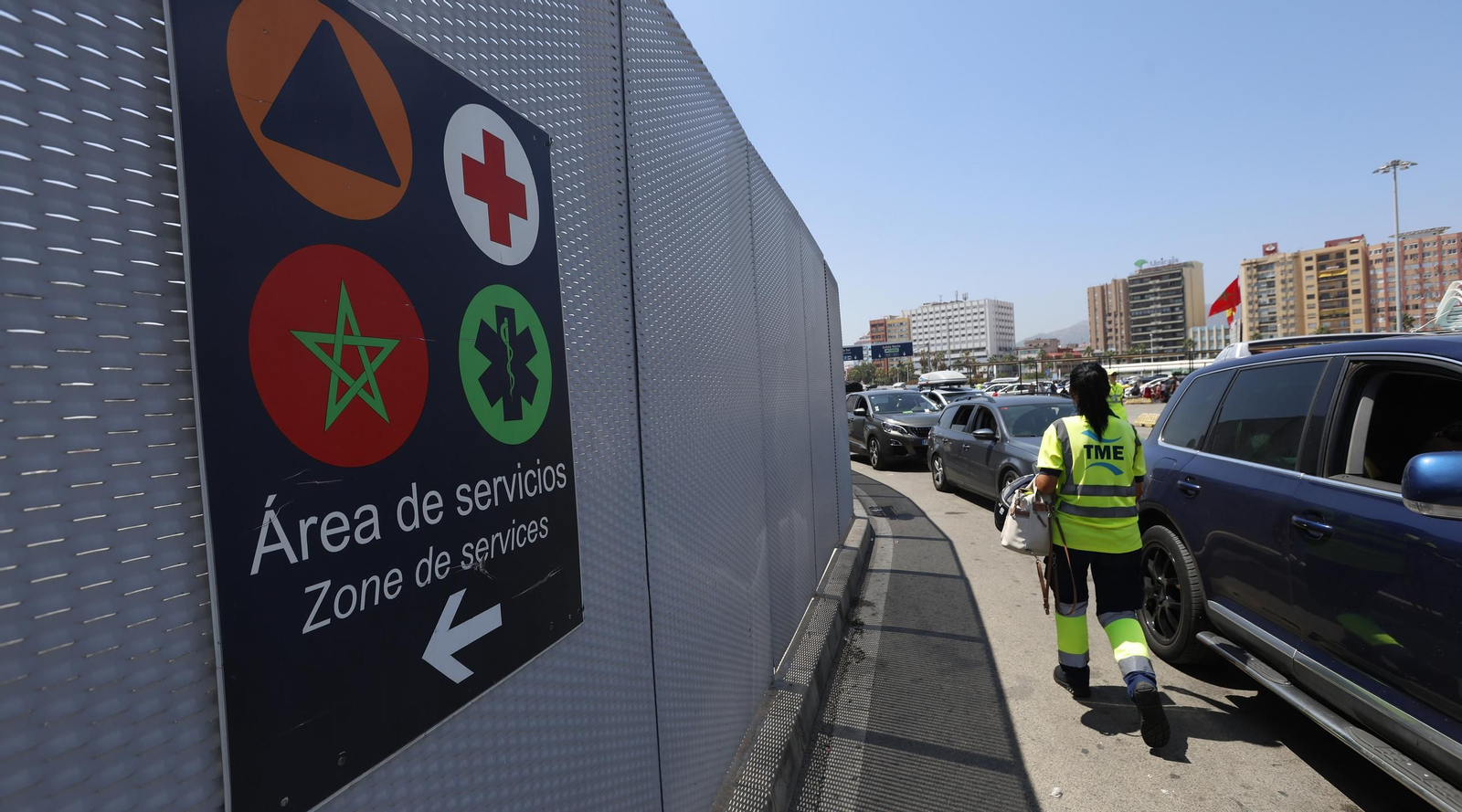 Las fotos del sábado más concurrido en la Operación paso del Estrecho en Algeciras