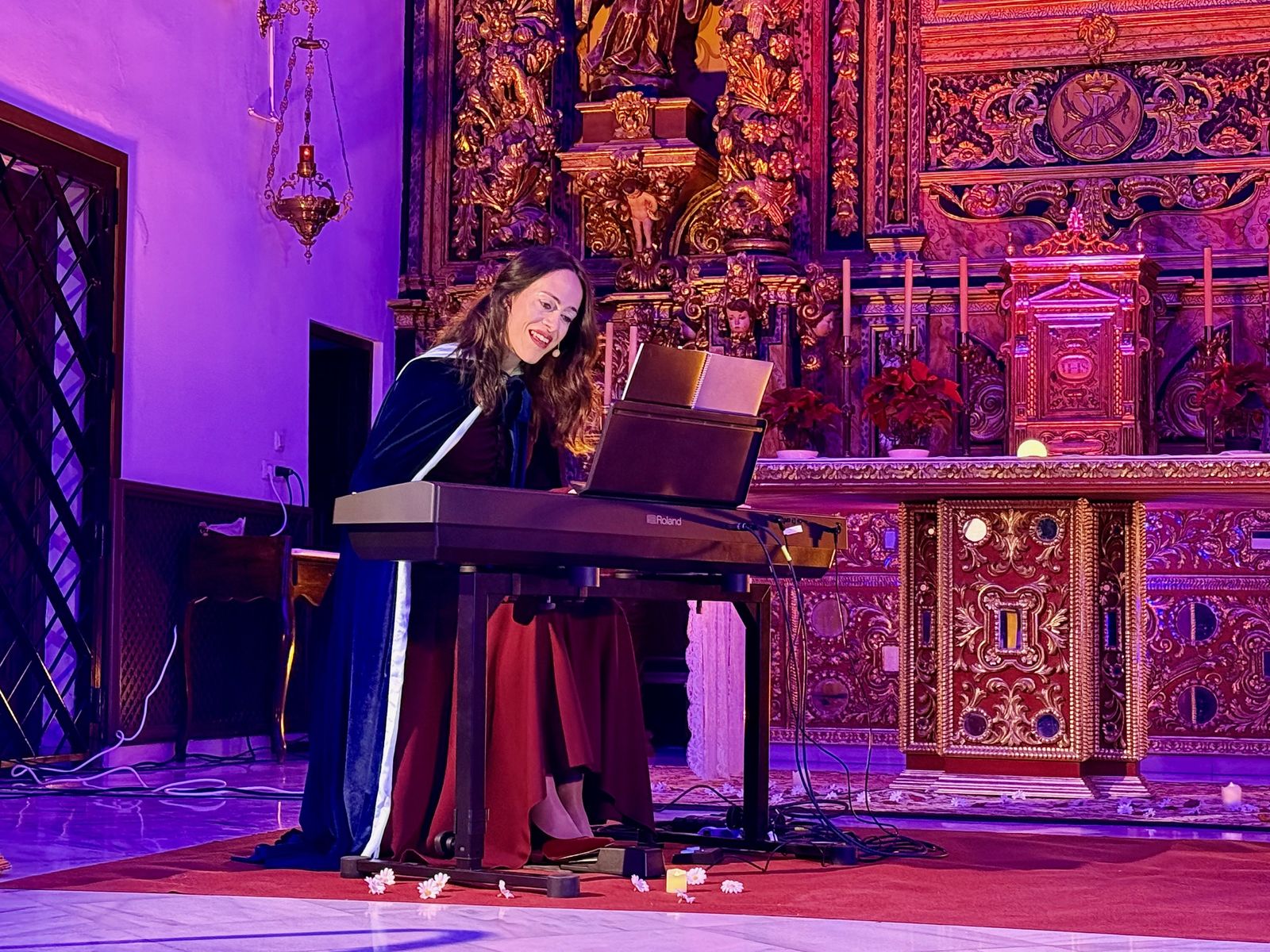 María del Mar Poyatos durante su gran actuación en el Convento de Las Puras.