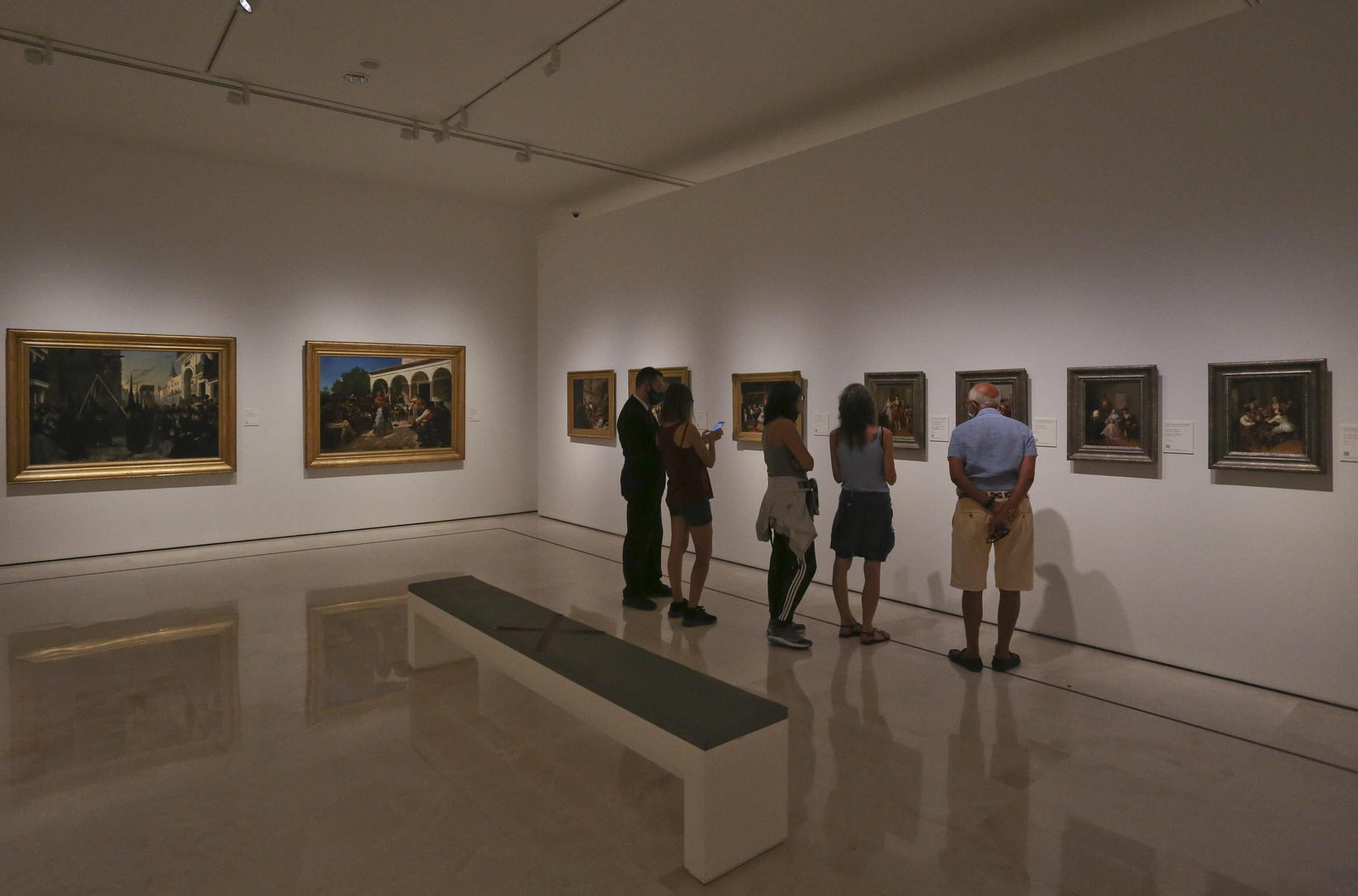 Colas en Málaga para celebrar el Día Mundial del Turismo