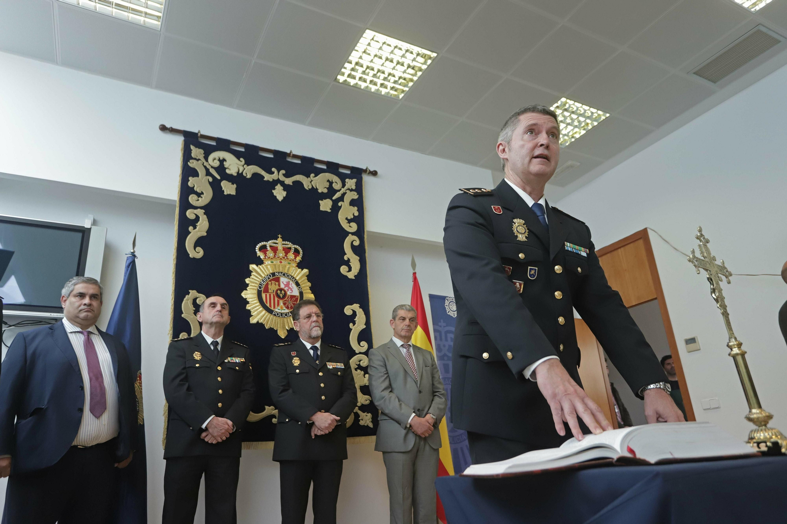 Francisco López Gordo jura su cargo en la Comisaría de Algeciras