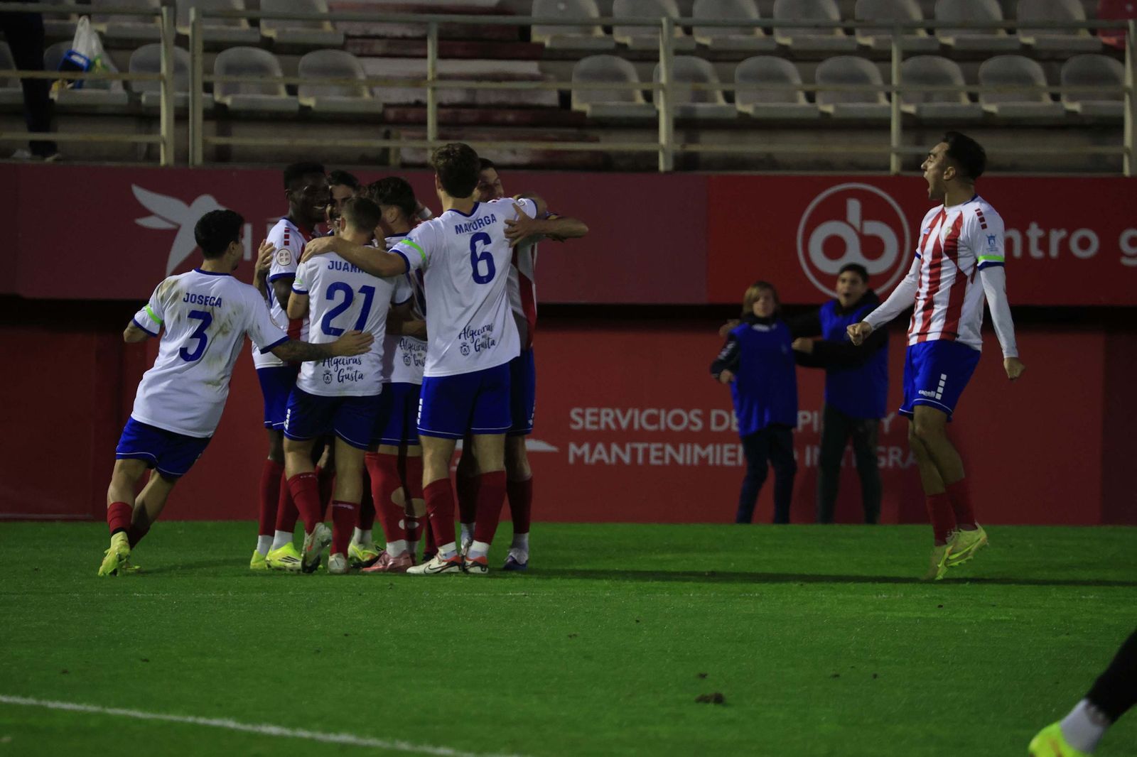 Las mejores fotos del Algeciras - Juventud Torremolinos de Primera Federación
