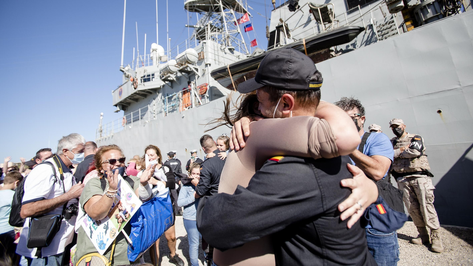 Las imágenes de la llegada del patrullero "Vigía" a la base de Puntales.