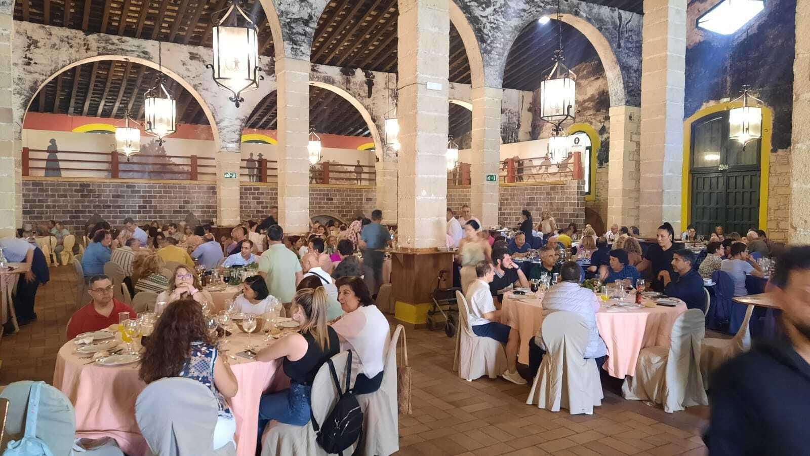 Gran convivencia en Bodegas La Plazuela por el 60 aniversario de Afanas Jerez.