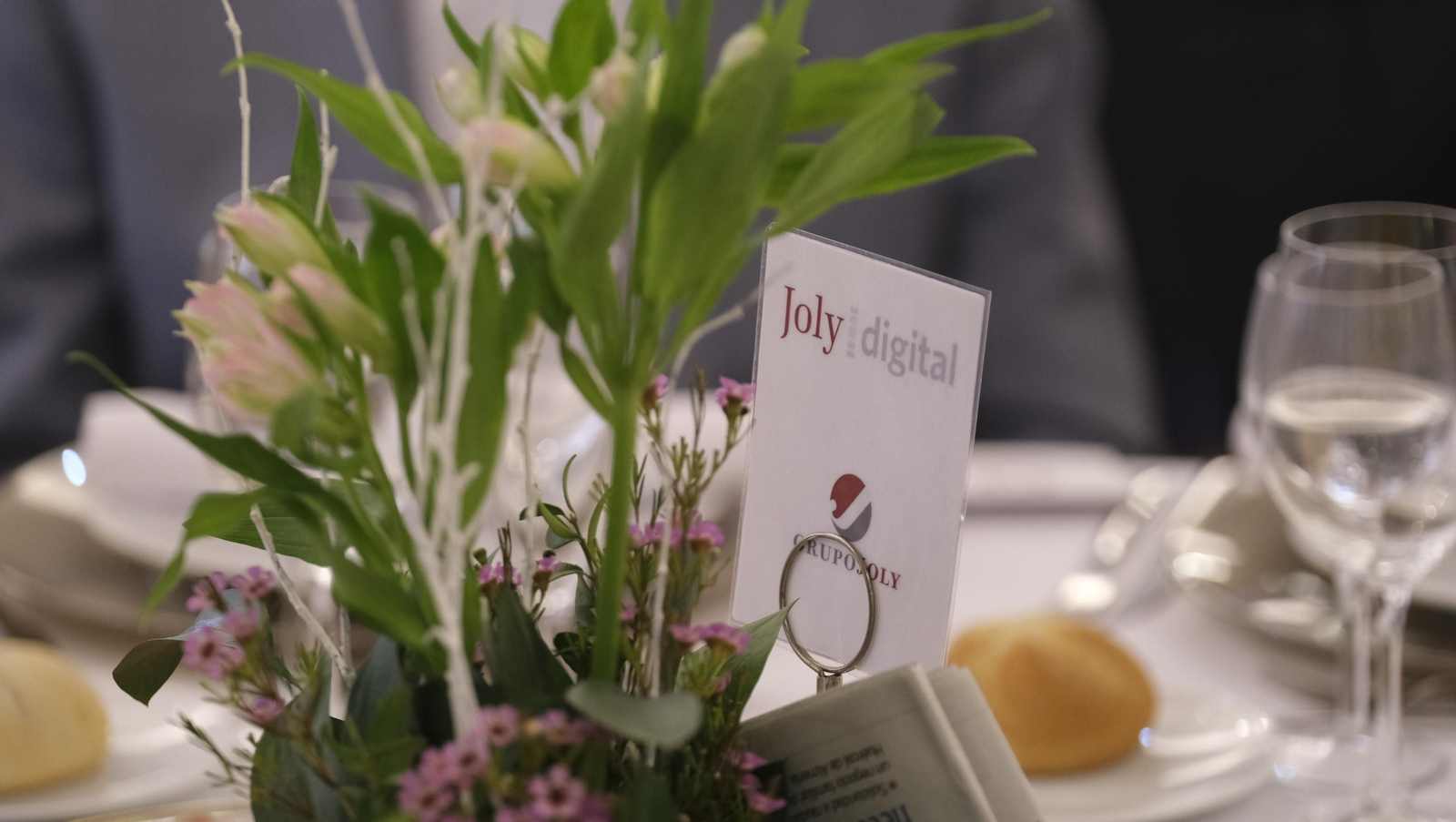Imágenes del Foro Joly en Almería, con el Gobernador del Banco de España, Pablo Hernández de Cos
