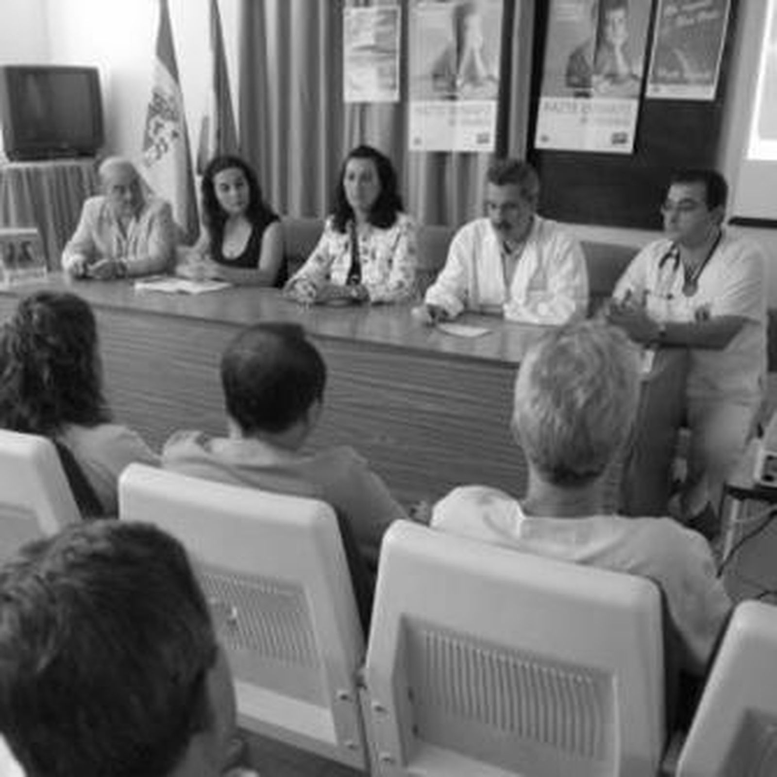 Imagen de la charla ofrecida ayer en el salón de actos.