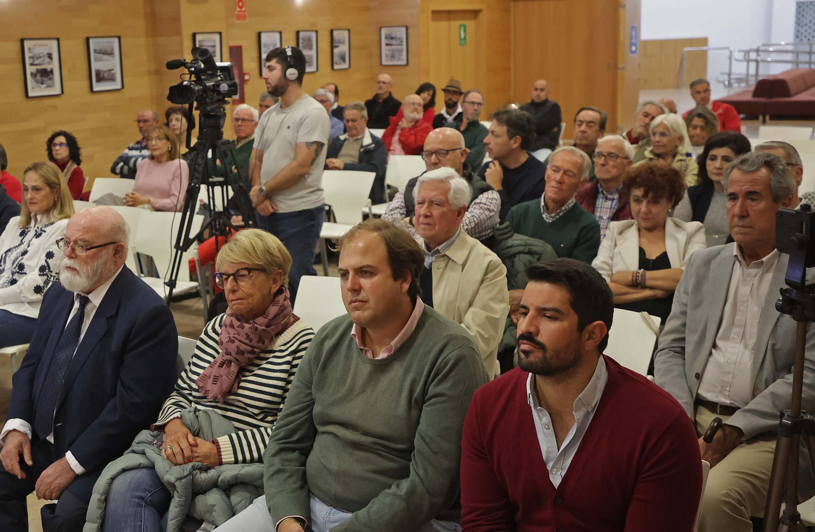 Fotos del X aniversario del centro documental José Luis Cano en Algeciras