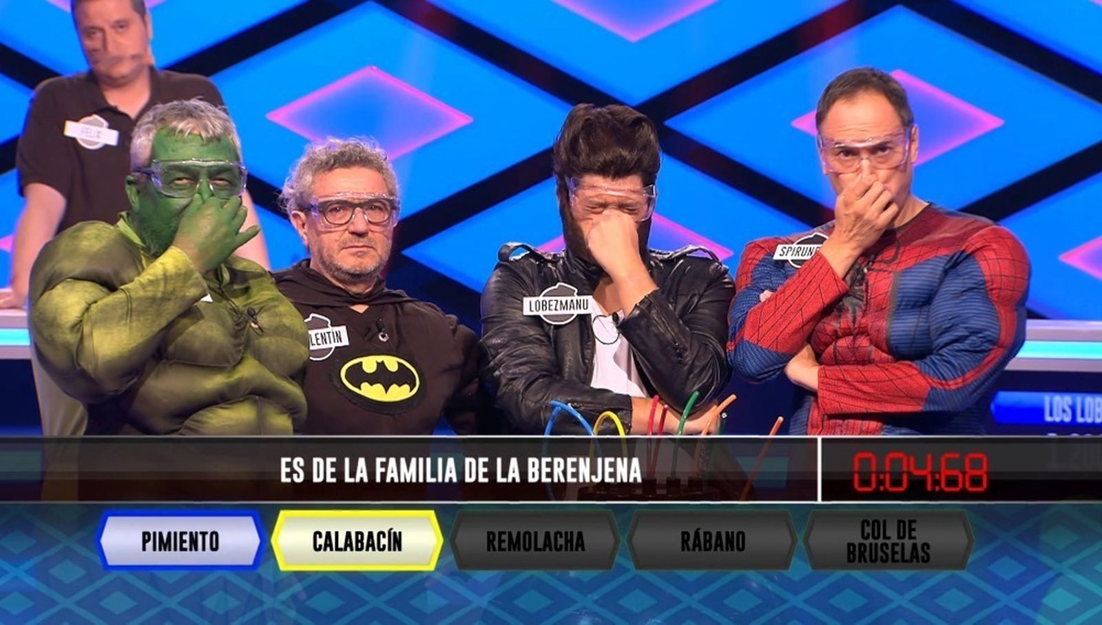 Los cuatro integrantes de Los Lobos convertidos en superhéroes por el concurso '¡Boom!'.