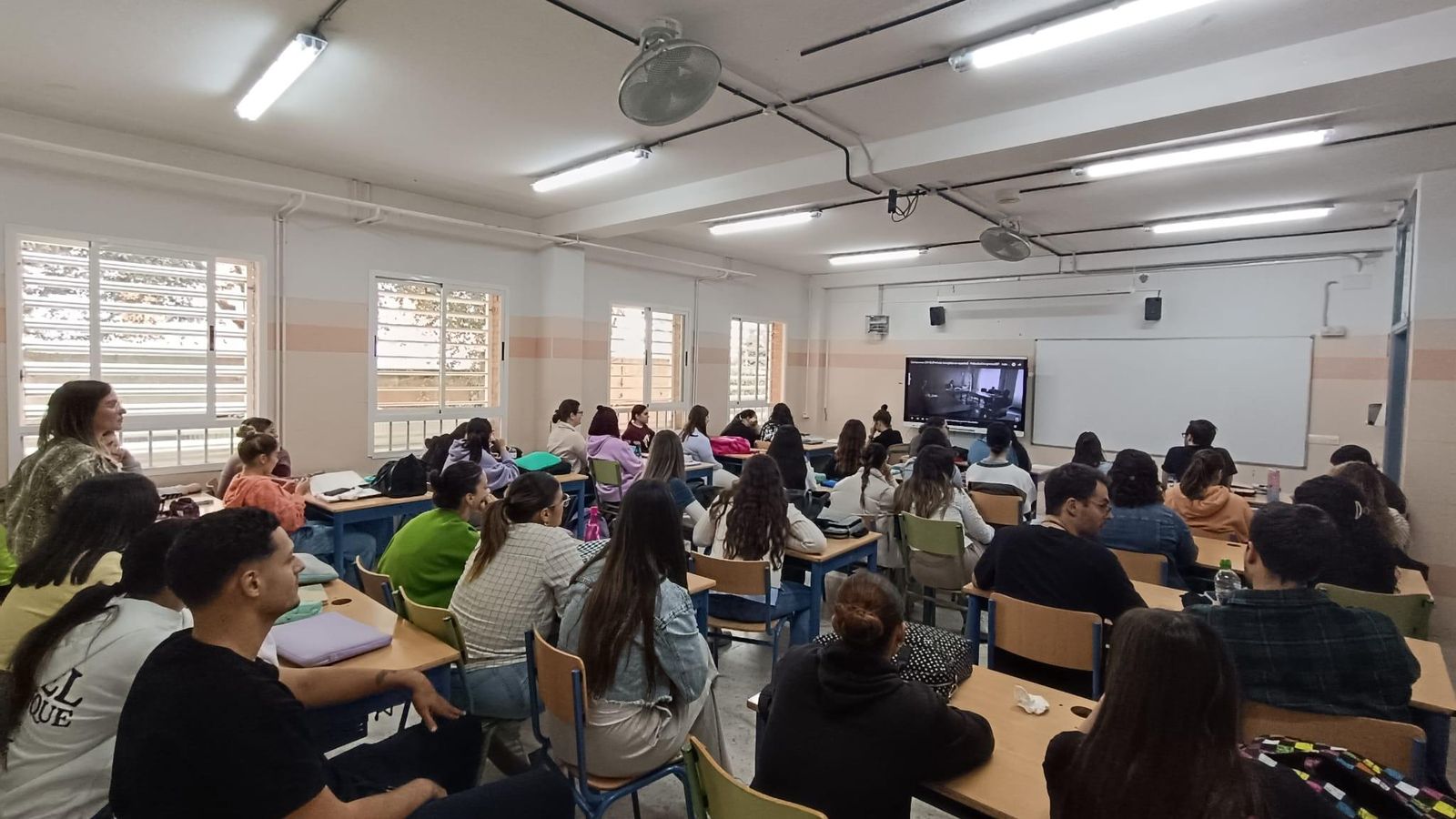 Un grupo de 1º de Integración Social en el IES La Orden.