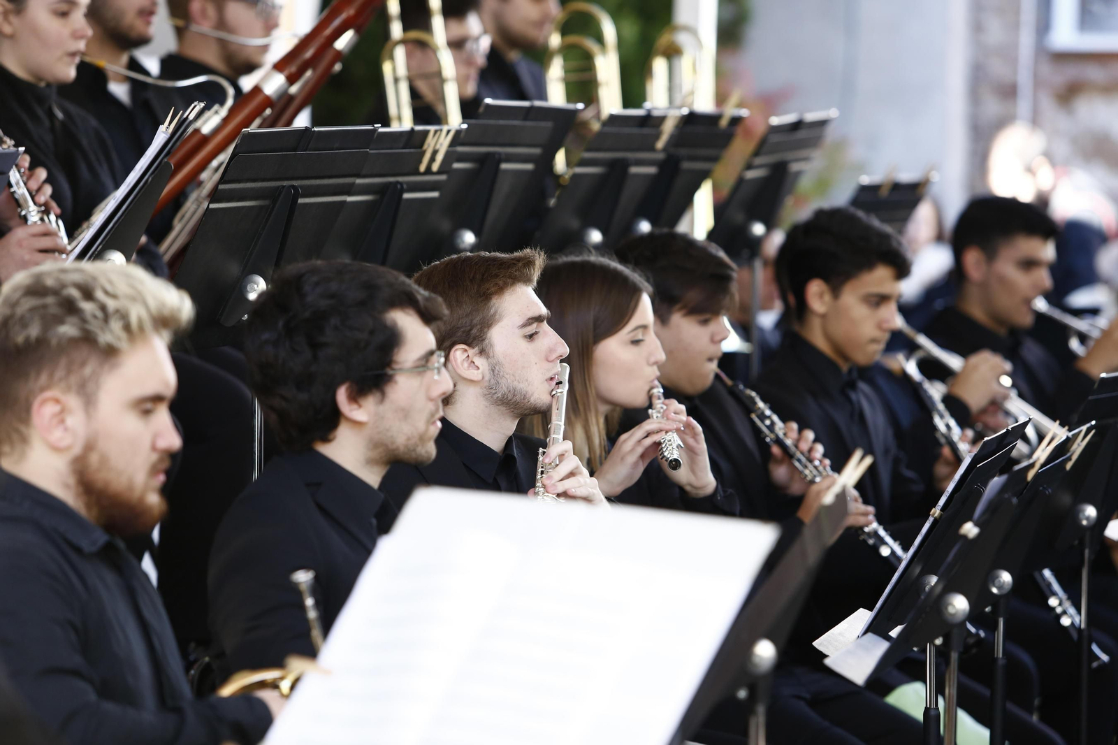 Las imágenes de Día de todos los santos en el cementerio