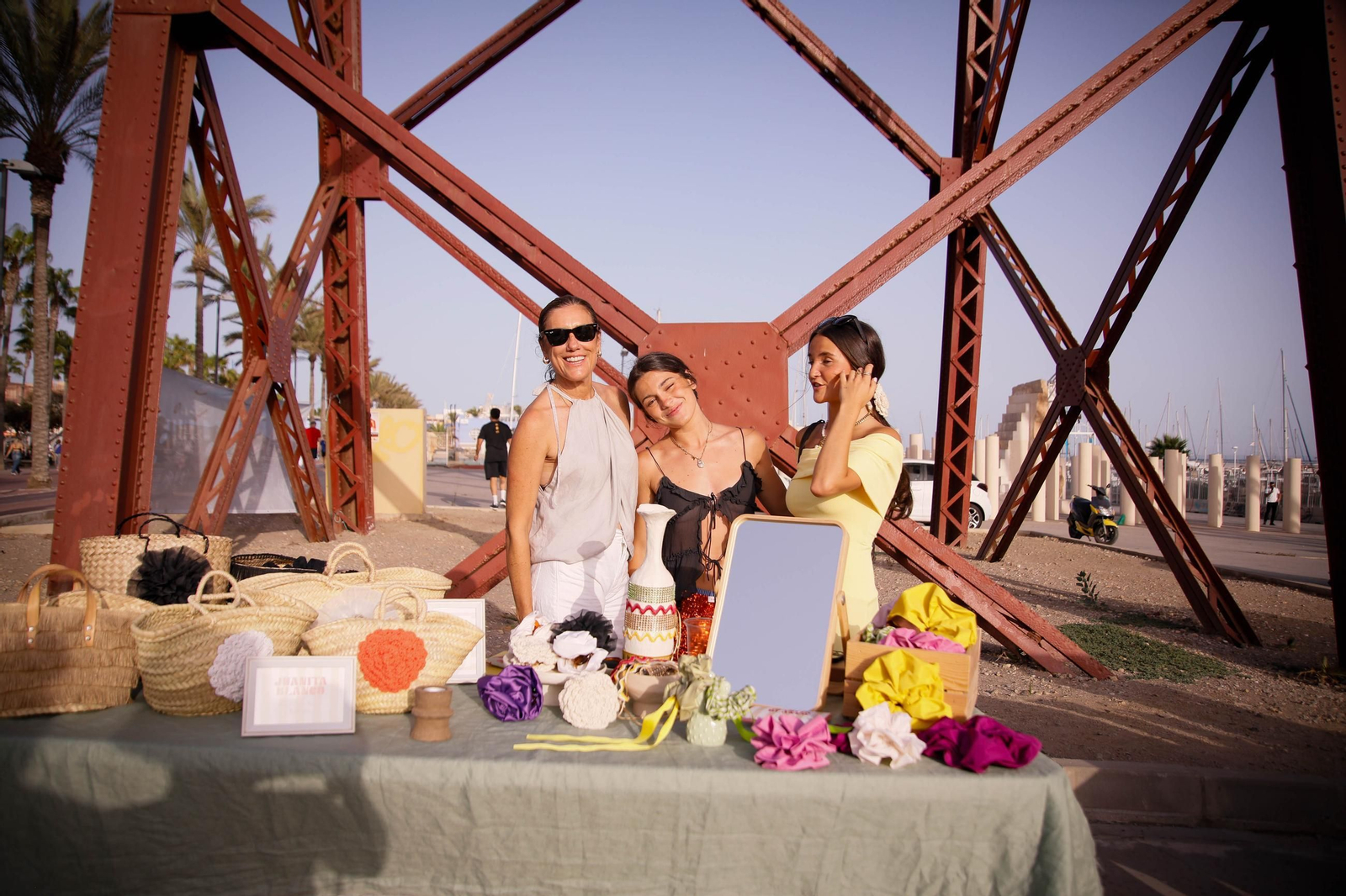 Imágenes del Festival AlmeriArt en el Parque de las Almadrabillas