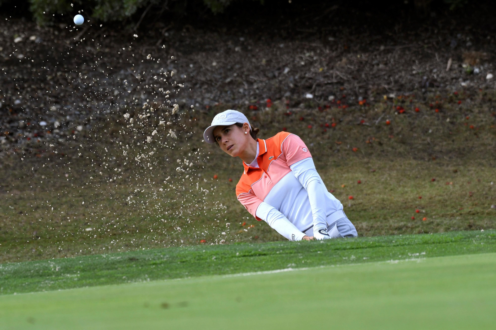 Azahara Muñoz durante un golpe de la jornada.