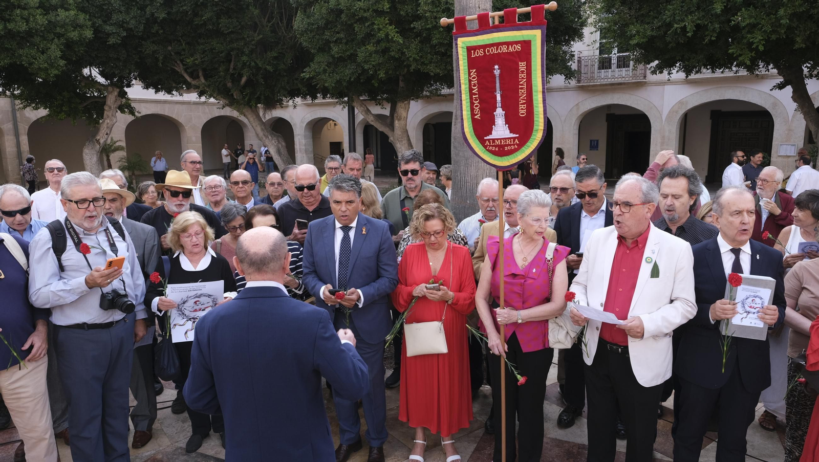 El regreso de los restos de los Coloraos a la Plaza Viaje, en imágenes
