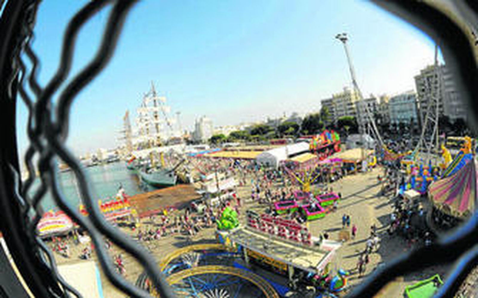 La regata de veleros de época celebrada en agosto del año 2012 en Cádiz.