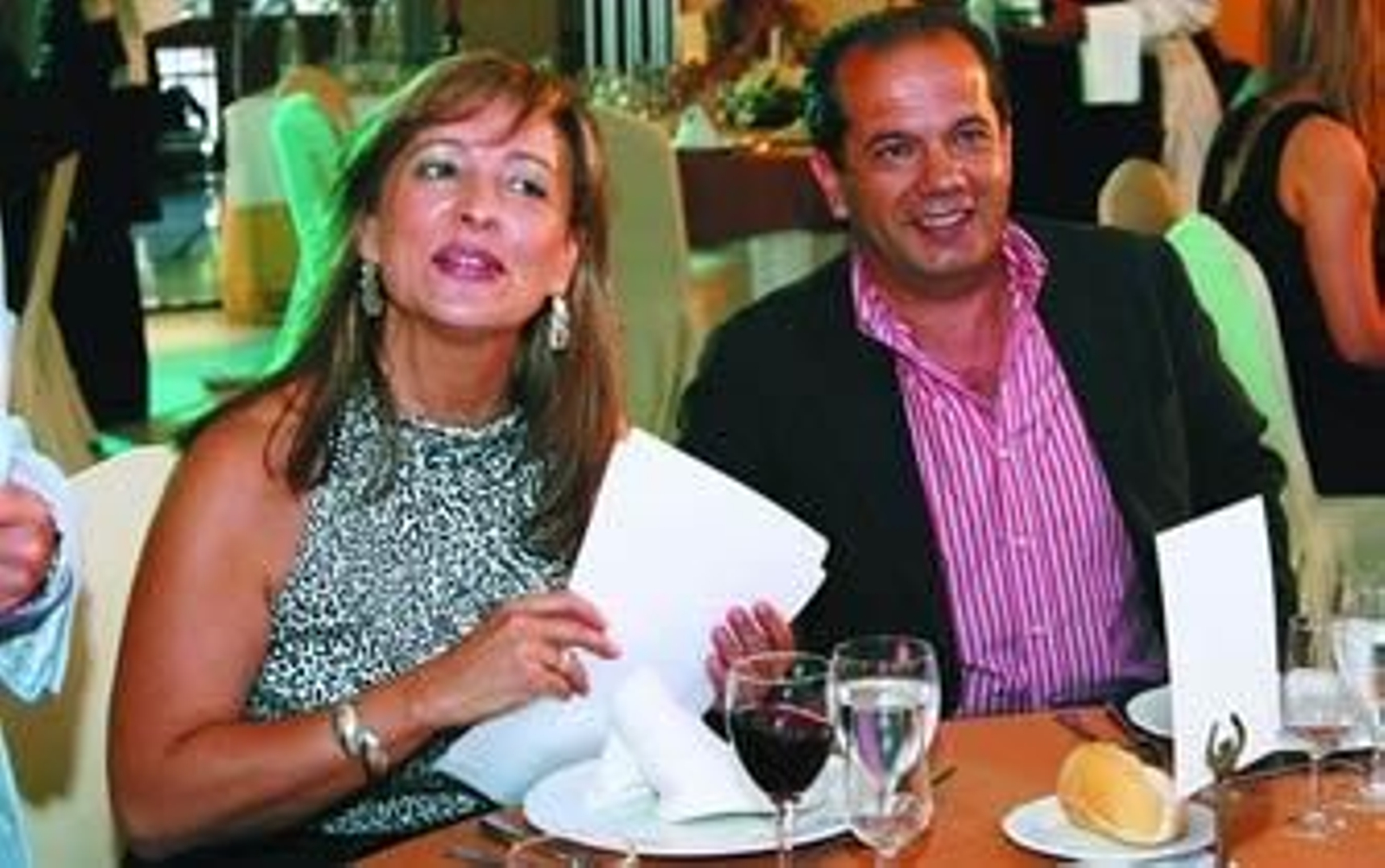 A expensas de una cláusula