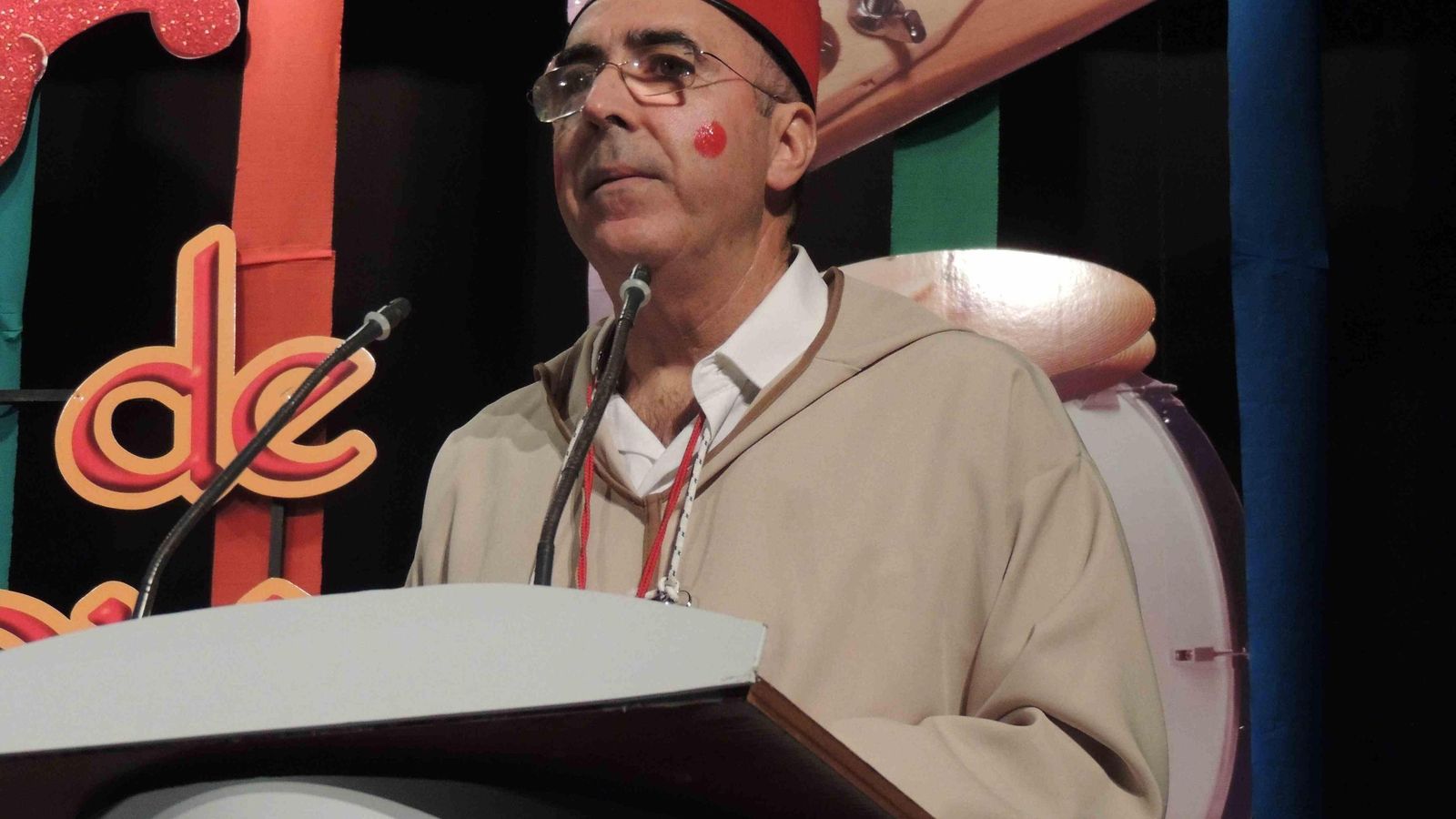Pepe Torres, durante el pregón del carnaval de San Roque en 2015. Pepe Torres, durante el pregón del carnaval de San Roque en 2015.