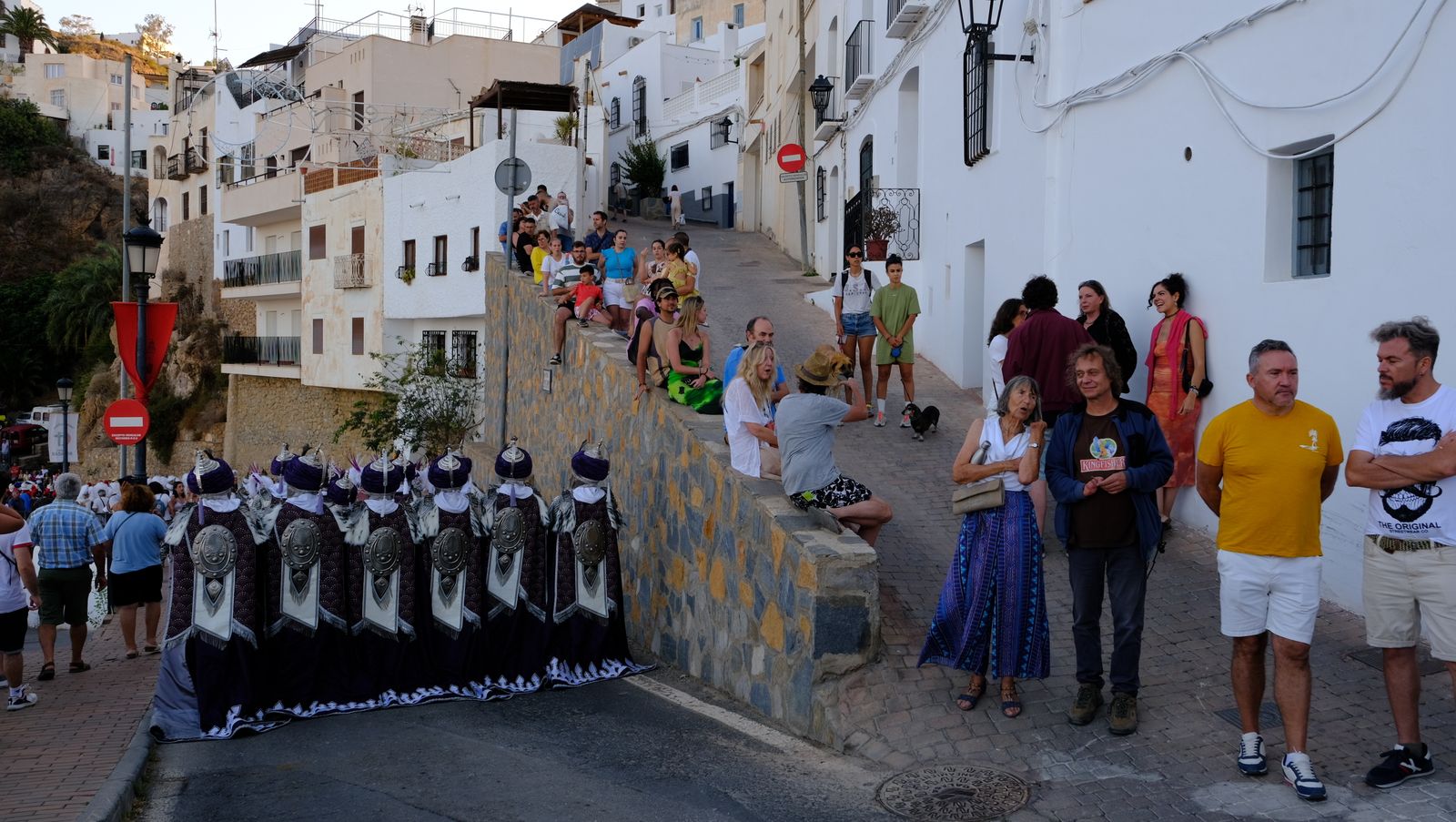 El espectacular desfile de Moros y Cristianos de Mojácar, en imágenes