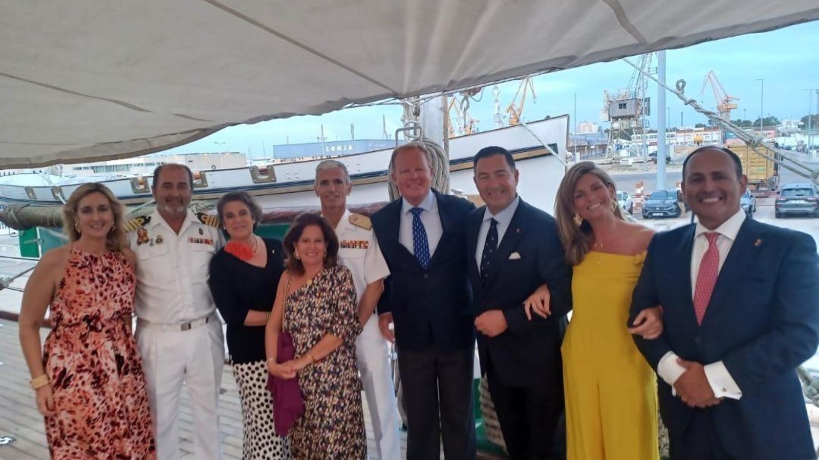 Valvanera López de Carrizoza, Salvador Espinosa,  Marta Dodero, Vicente Rubio, Lucía Arbolí, Stefaan de Clerck, Victor Zanelli, Cristina Santos y Daniel Martínez Becerra.