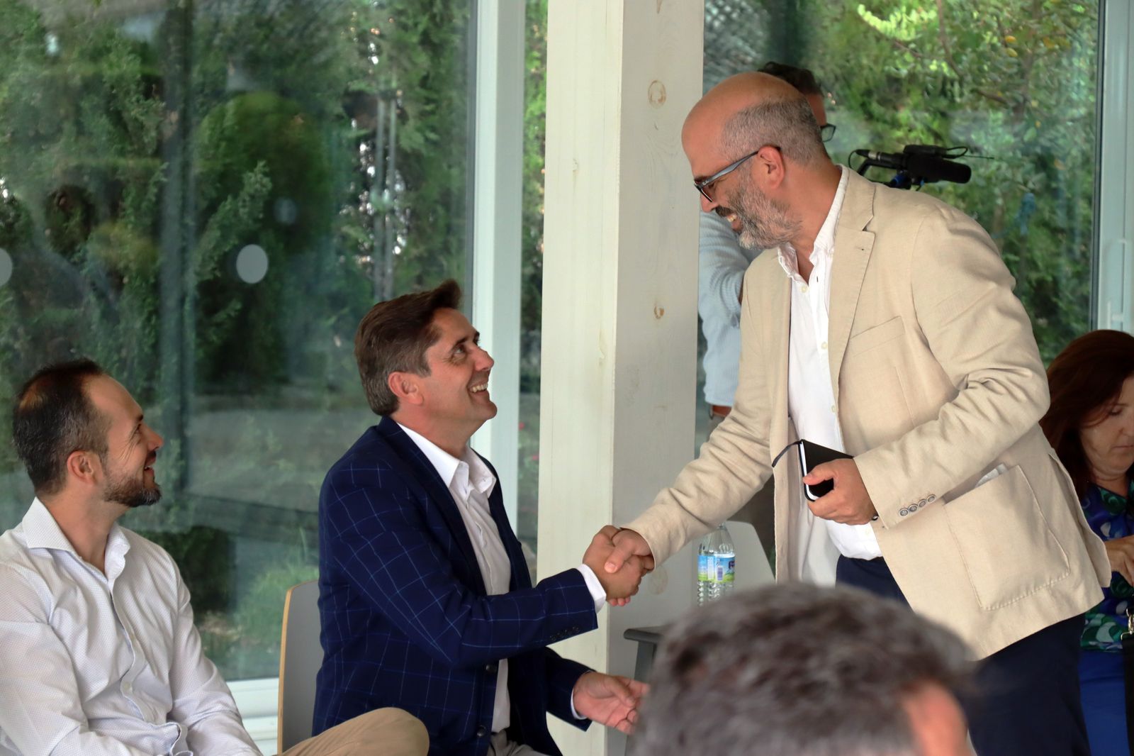 Imágenes del debate de "La Noche de los Frutos Rojos"