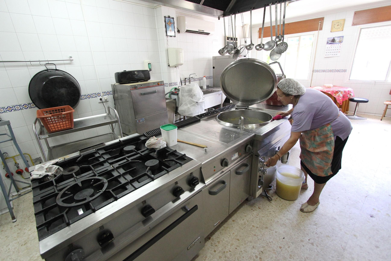Las cocinas del comedor del Padre Crucreyra o del Carmen.