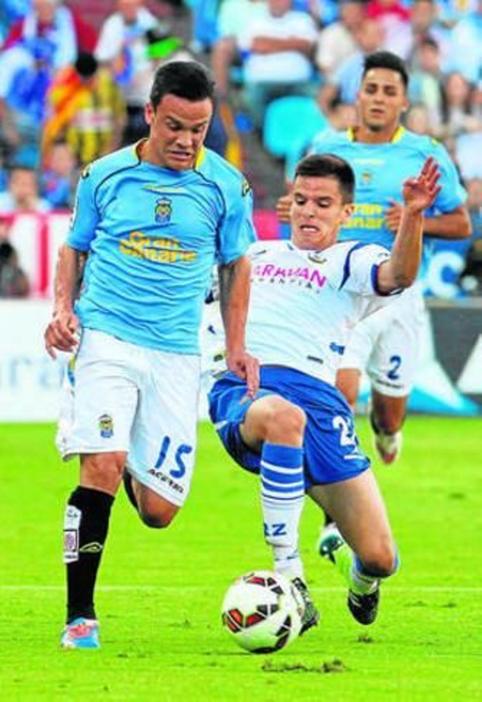 Ruiz de Galarreta trata de cortar el avance de Roque Mesa.