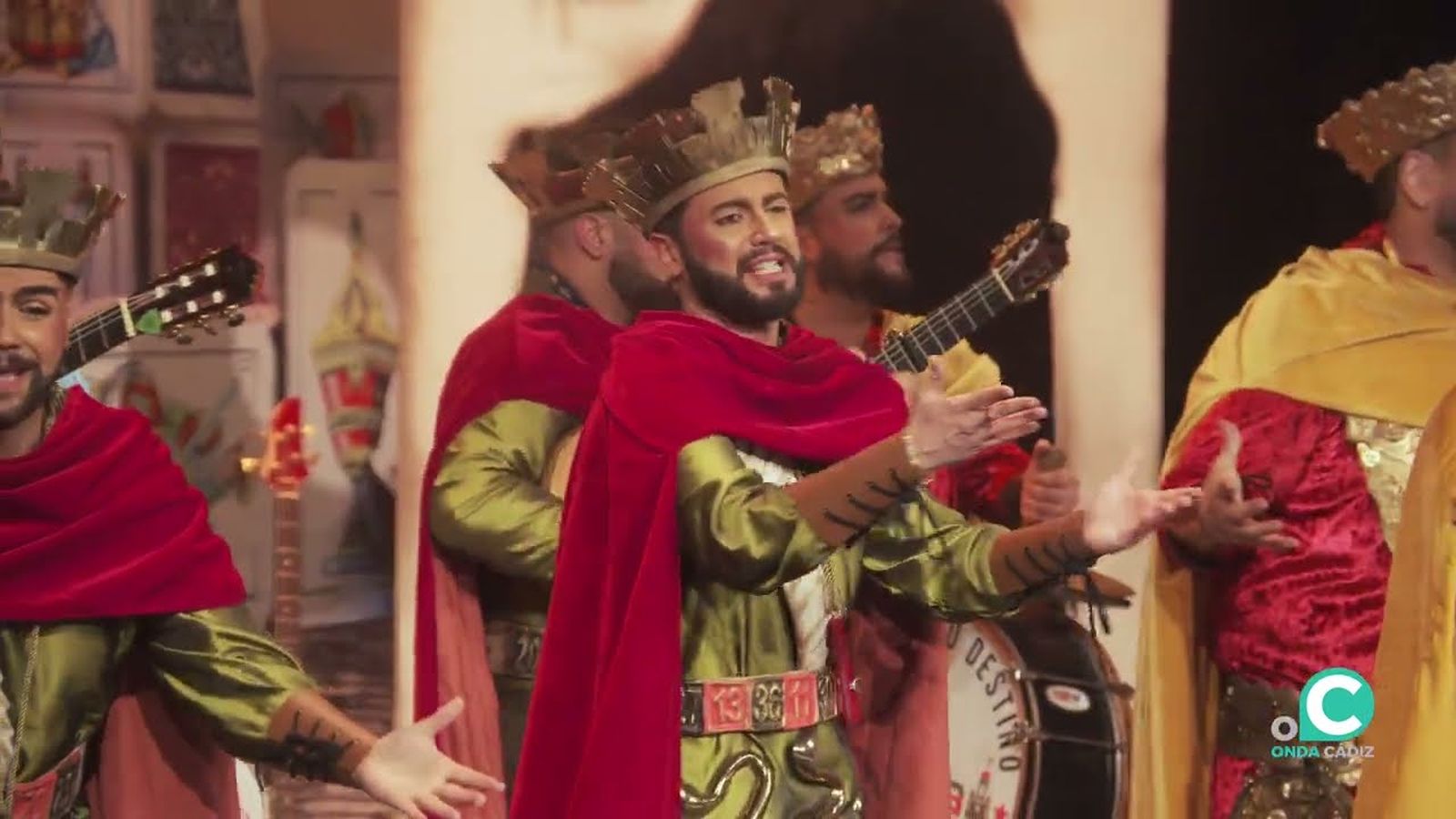 Comparsa, Los enemigos - Preliminares